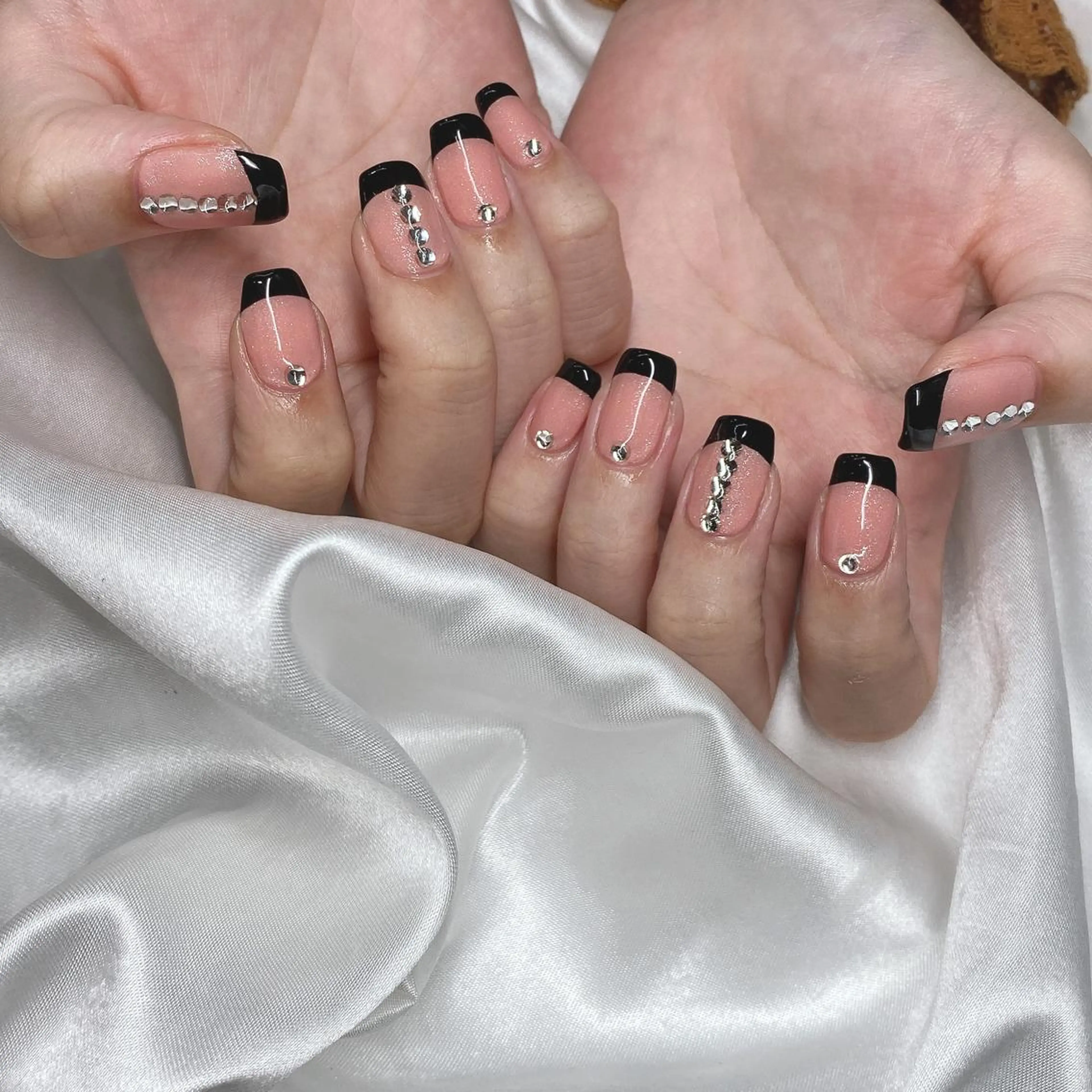 ネイル ☁️BLITZ 🎀笠原雪音🎀のネイルデザイン