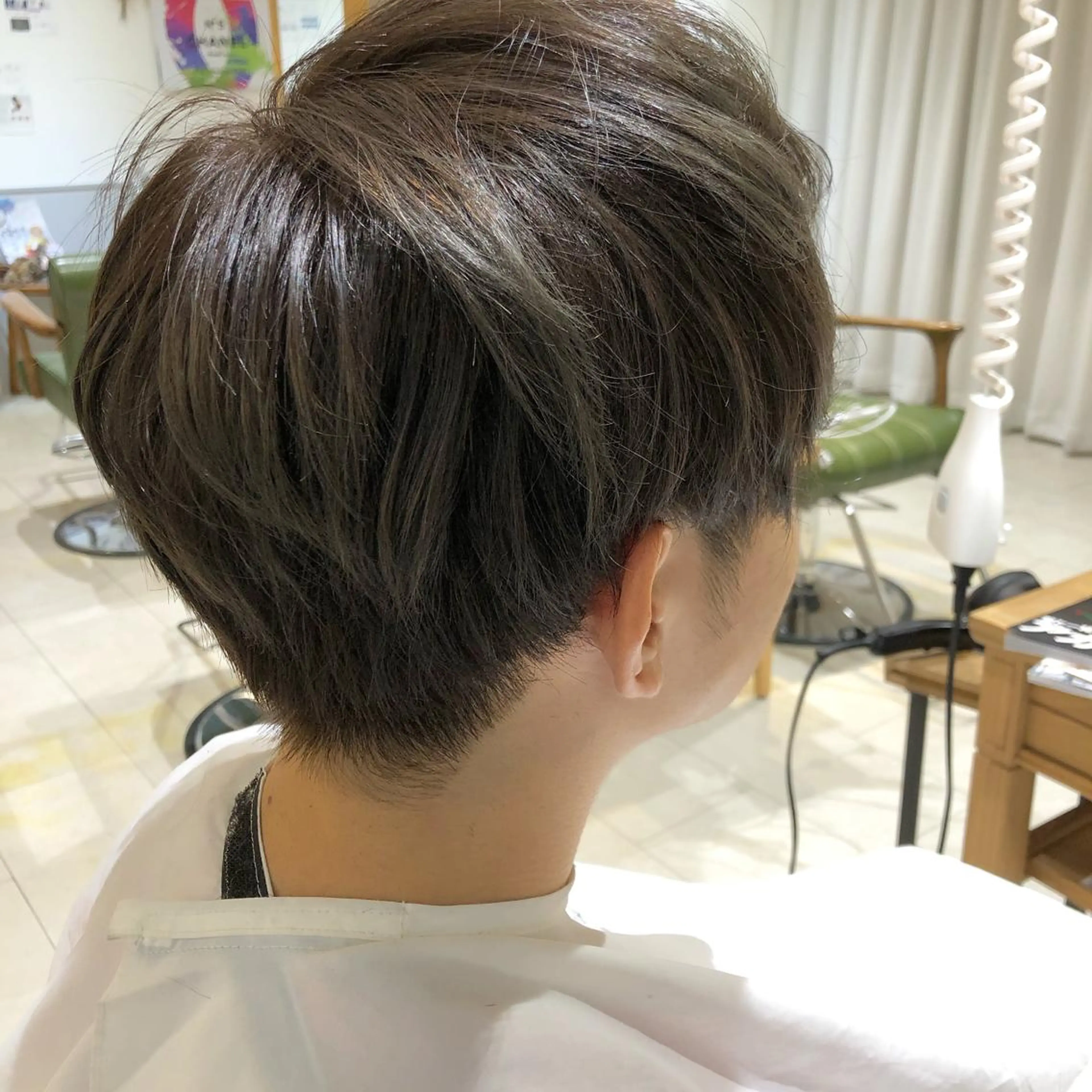 カラー メンズ eins.hair所属・過去一の柔髪ヘア 🌿einshairのヘアスタイル