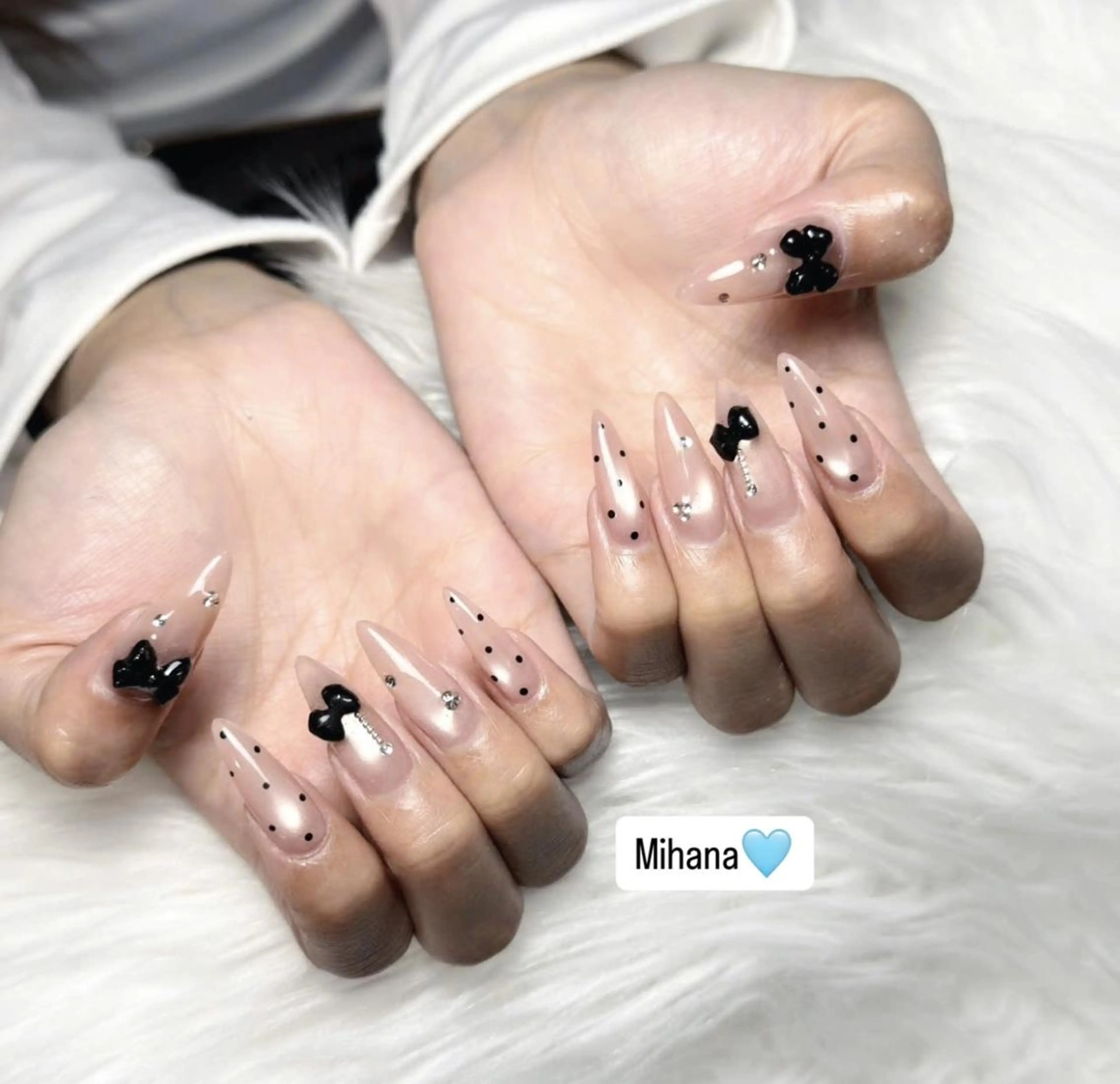 ネイル 長さ出し フレンチネイル グラデーション 卒業式 マグネットネイル MIHANA ZENのネイルデザイン