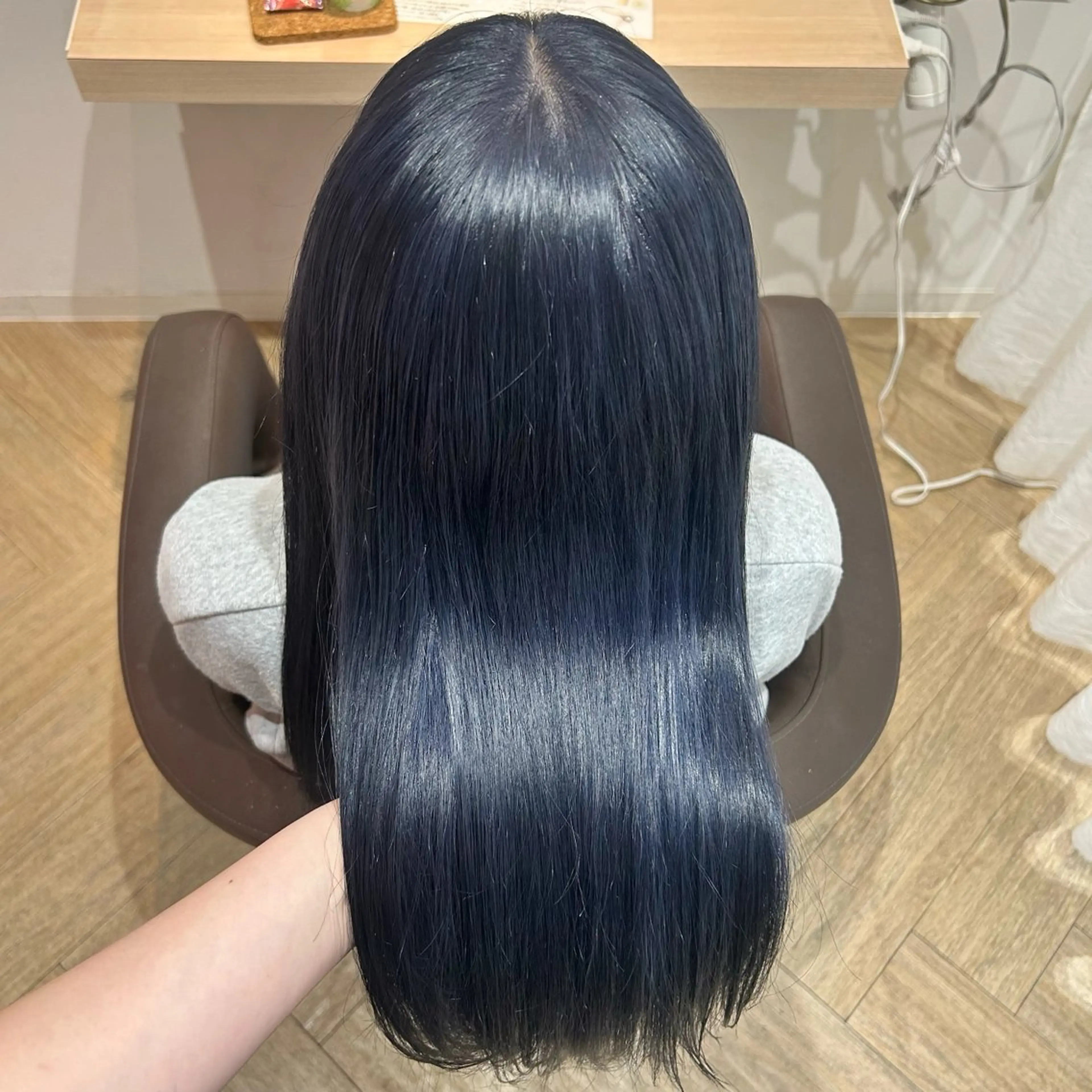 ロング カラー カット ヘアカラー トリートメント 砂野 真璃奈のヘアスタイル