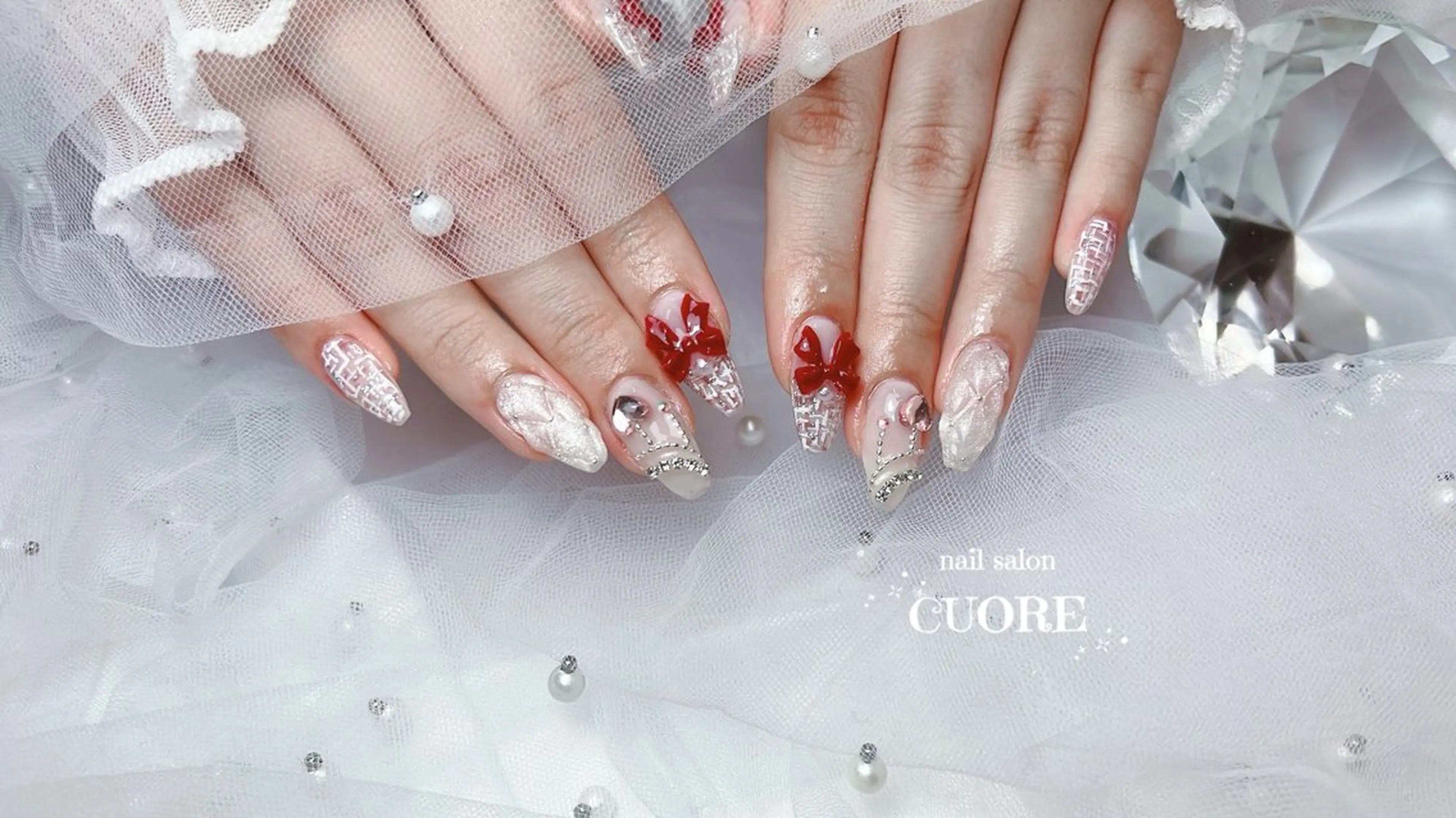 ネイル リボン ツイードネイル ワンホンネイル 冬ネイル クリスマス nail salon CUOREのネイルデザイン