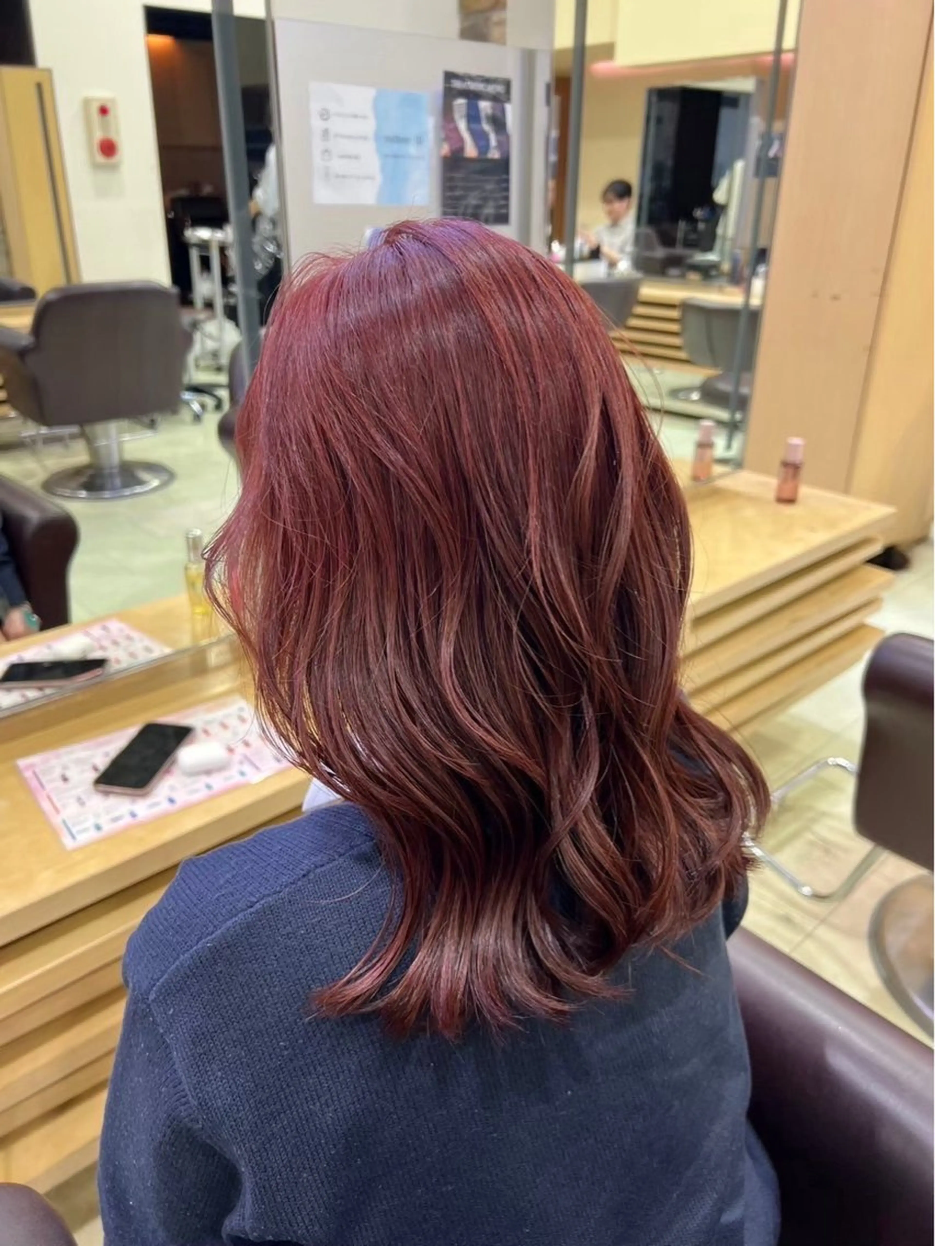 セミロング カラー ヘアカラー airi🌺カラー /特殊ヘア⛓️🖤のヘアスタイル