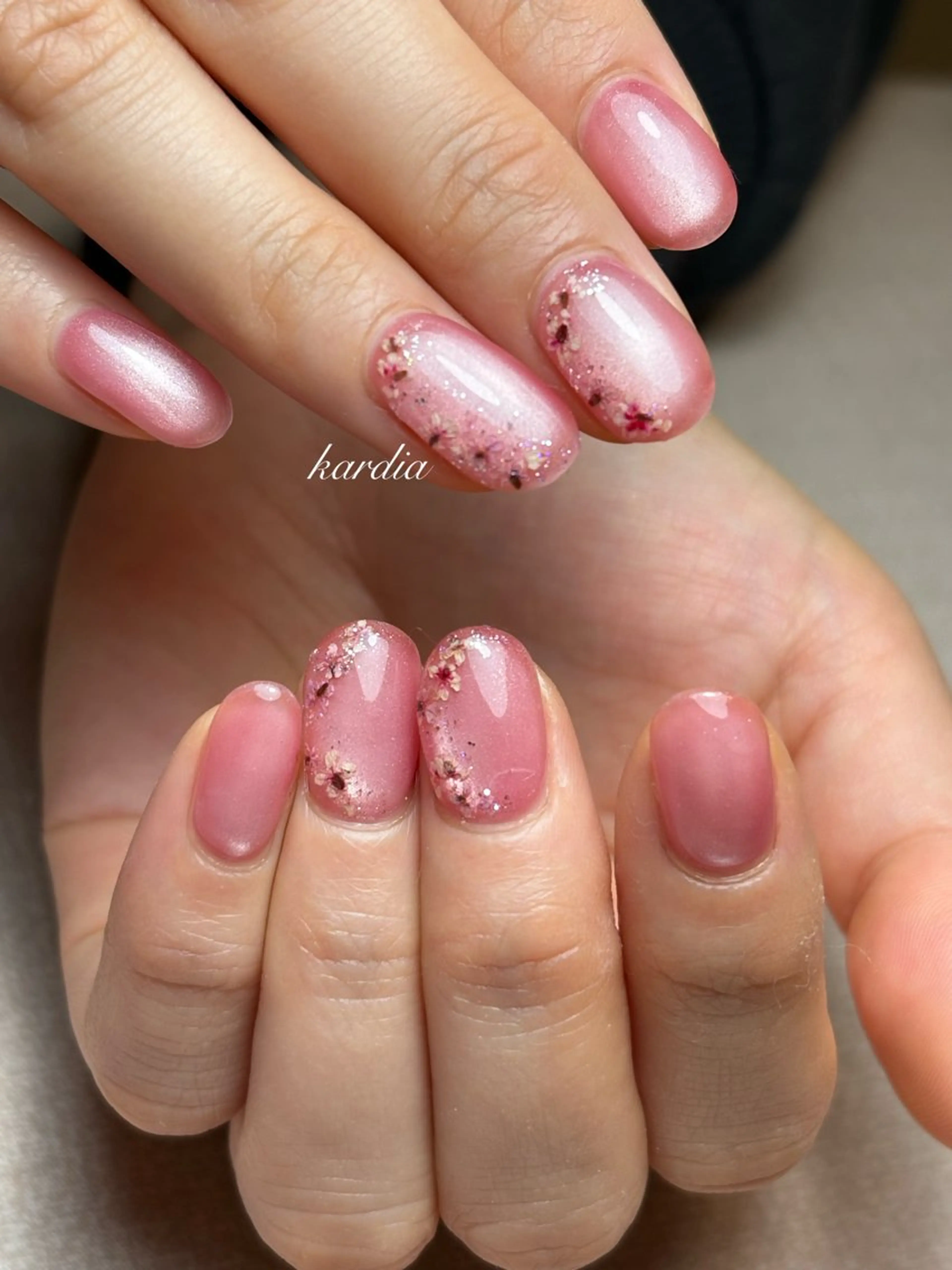 ネイル καρδιά -ｶﾙﾃﾞｨｱ-のネイルデザイン