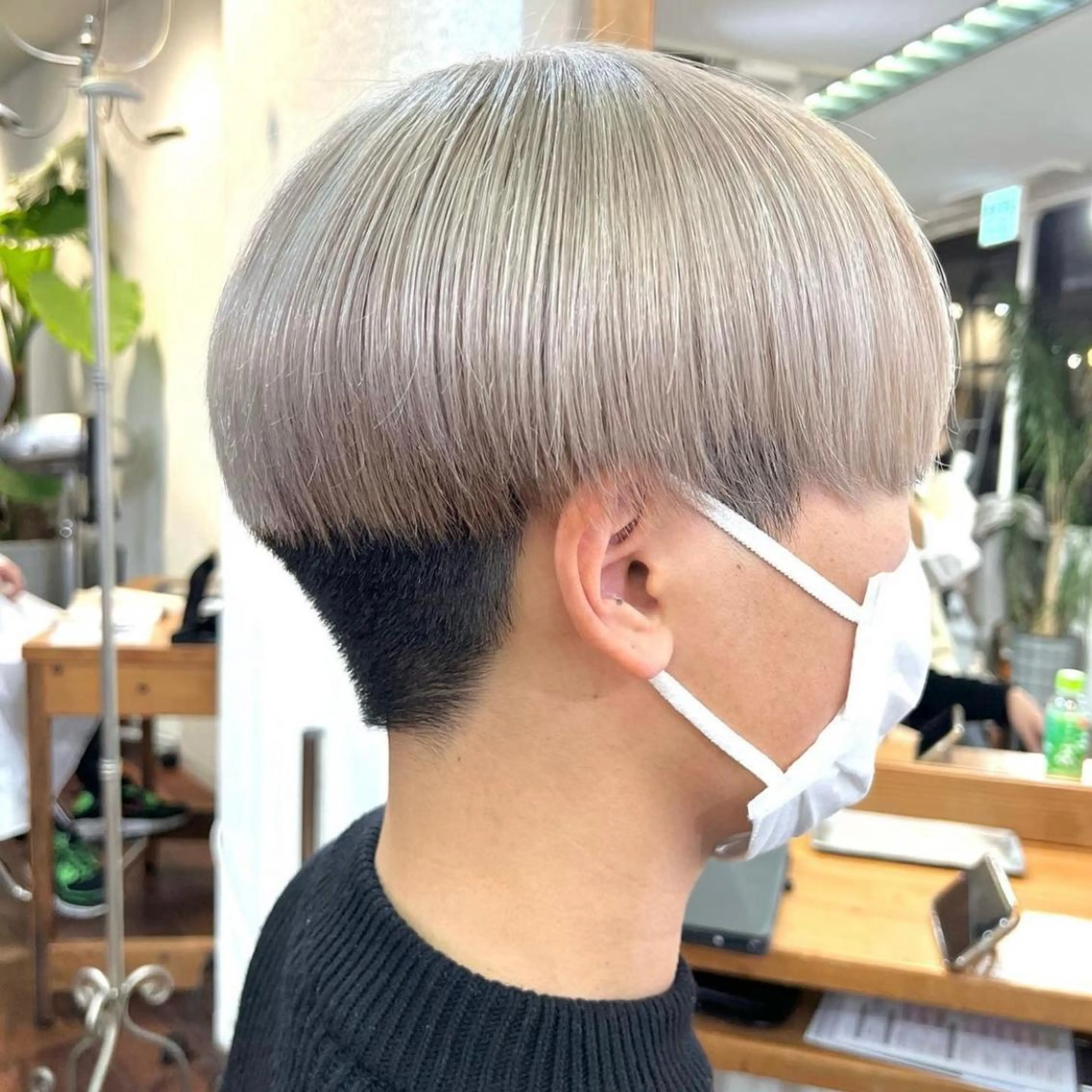 ショート カラー メンズ マッシュ カット ヘアカラー 韓国ヘア /男女☘️ 細江 美紅のヘアスタイル