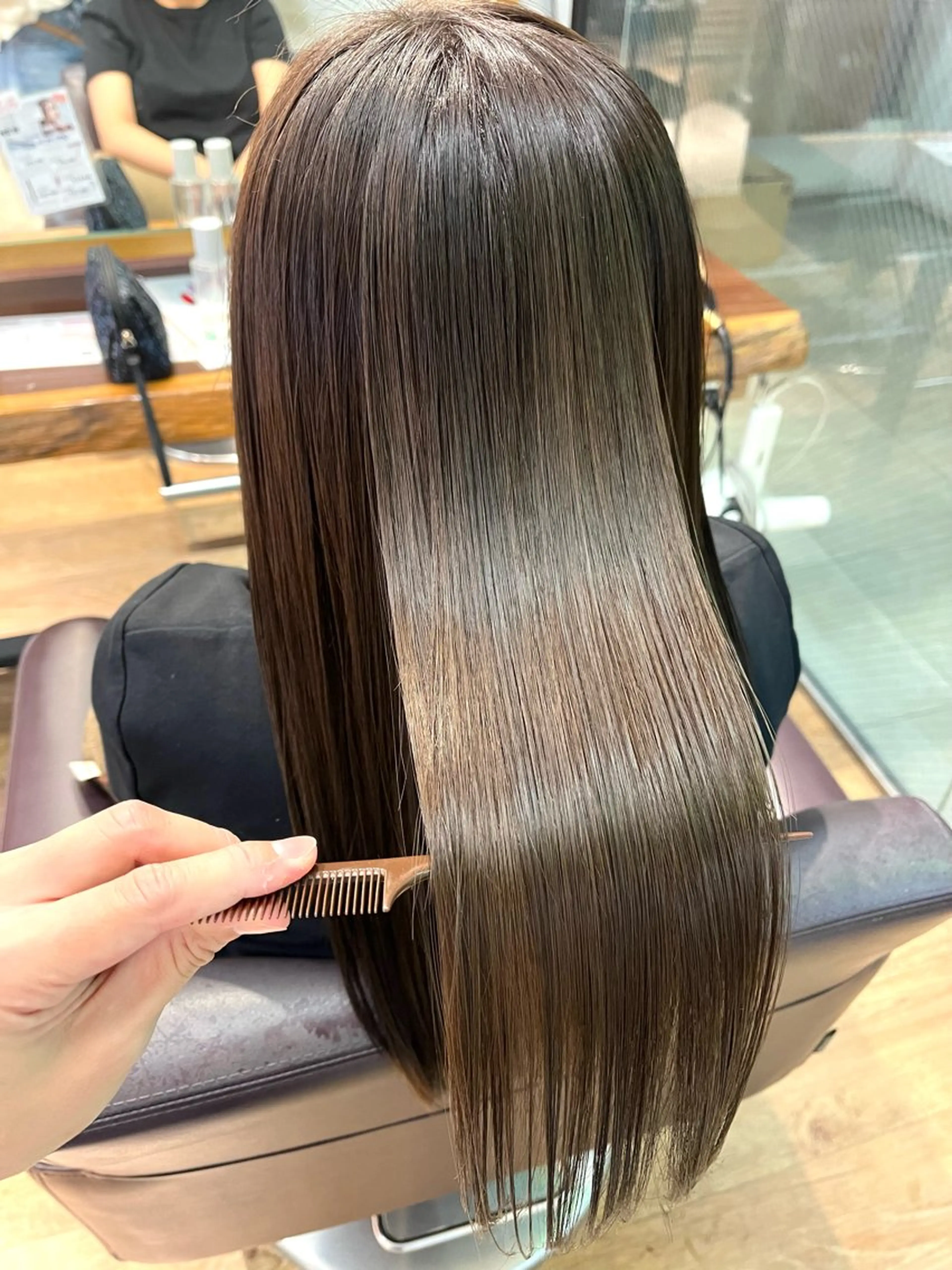 ロング カラー 髪質改善 トリートメント ヘアカラー トリートメント 透明感カラー/ 髪質改善/レイヤーのヘアスタイル