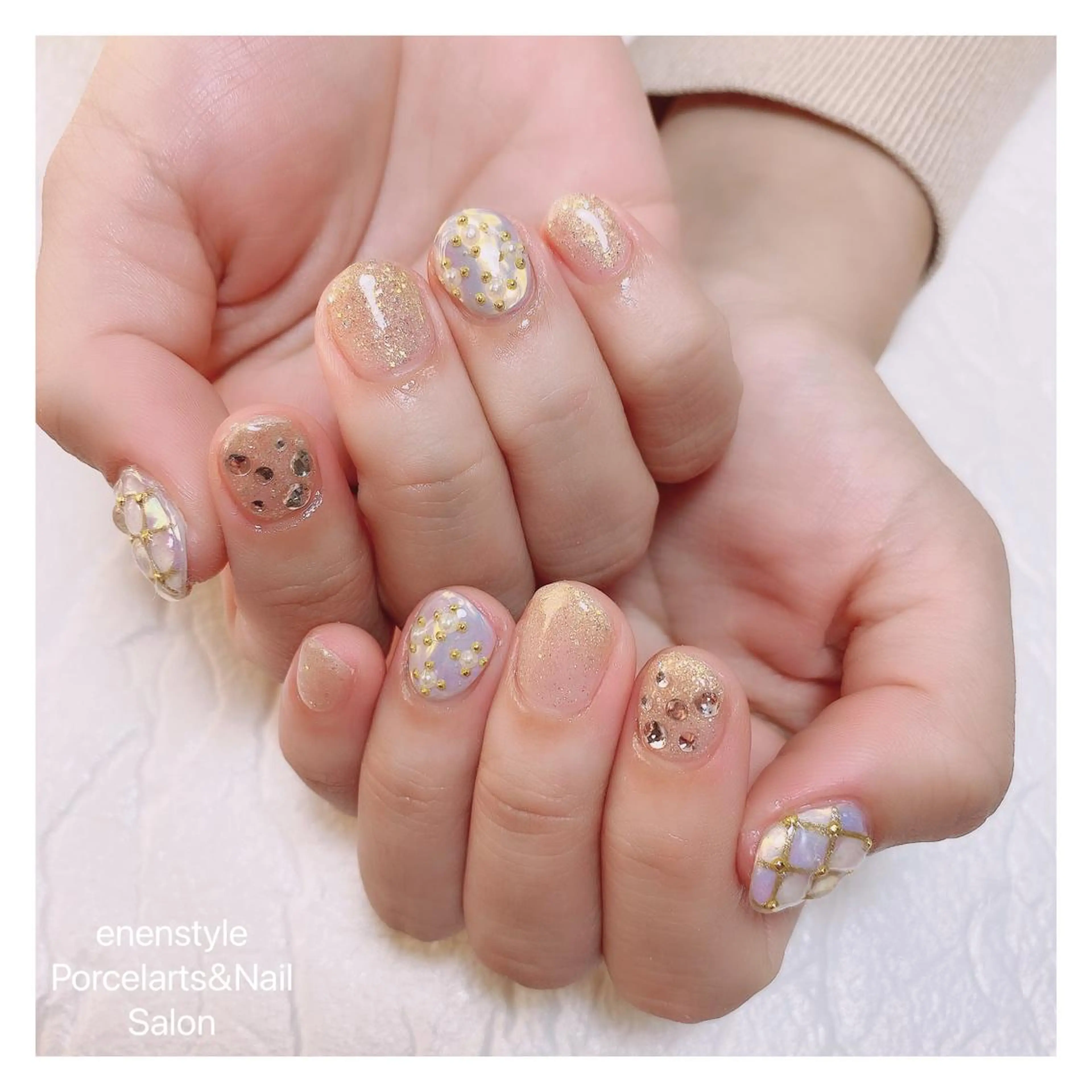 ショート ネイル ハンドネイル 👑enen style👑のネイルデザイン