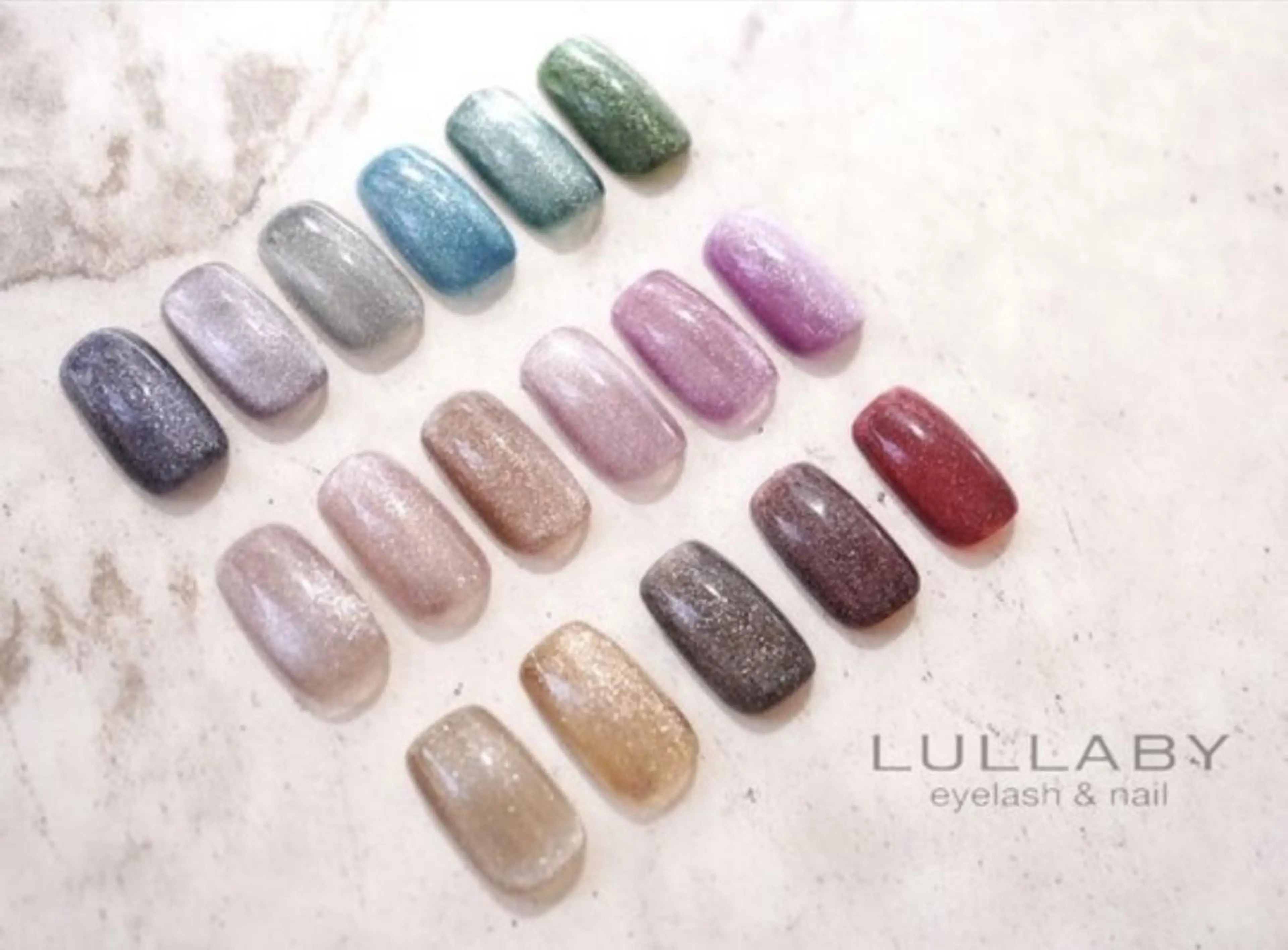 ネイル LULLABY 銀座並木通り店のマツエク・マツパデザイン