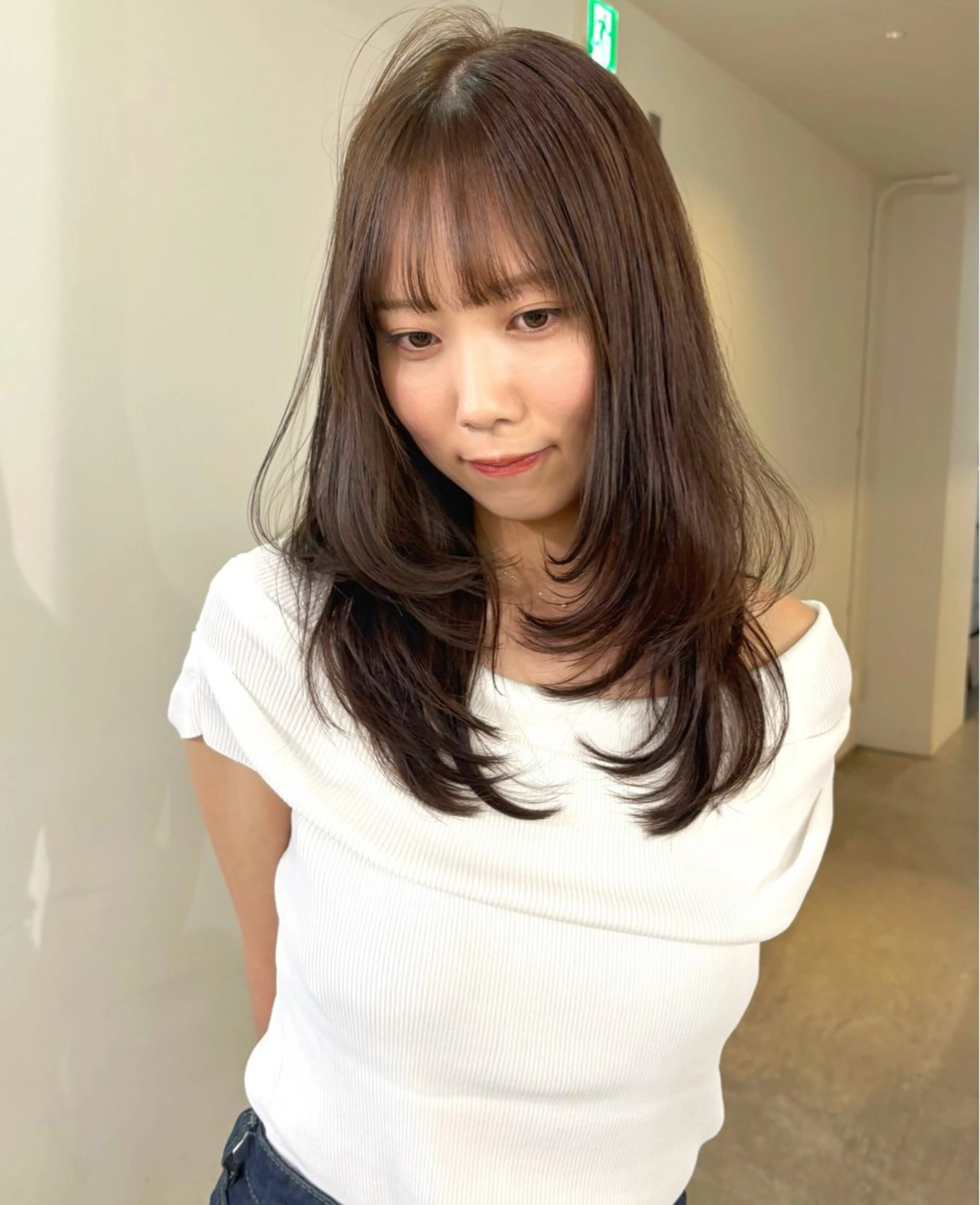 セミロング カラー mizuki/ピンク ベージュ.レイヤーのヘアスタイル