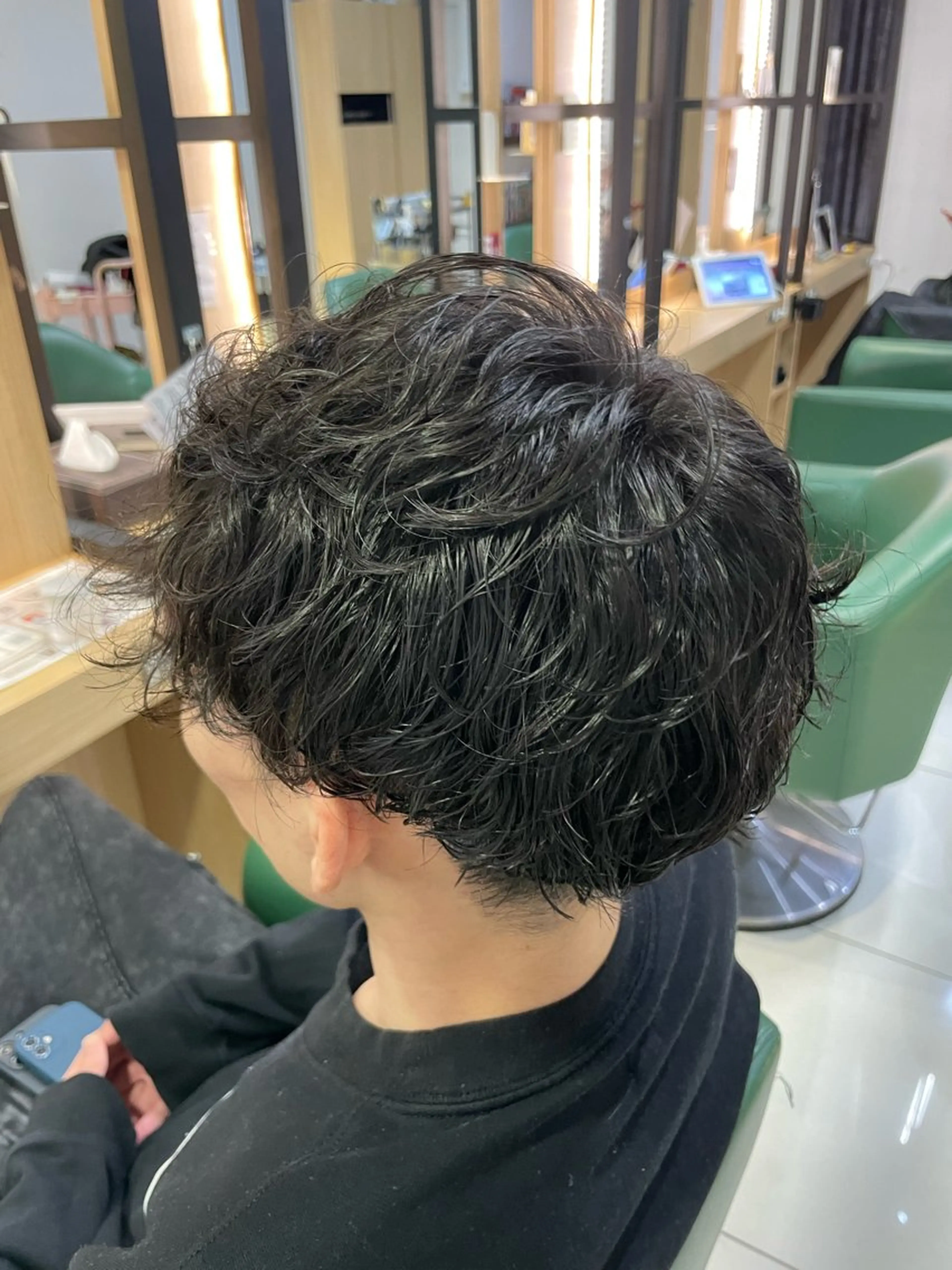 👑カット+ツイストスパイラルパーマ🧑🏻‍🦱👑の写真