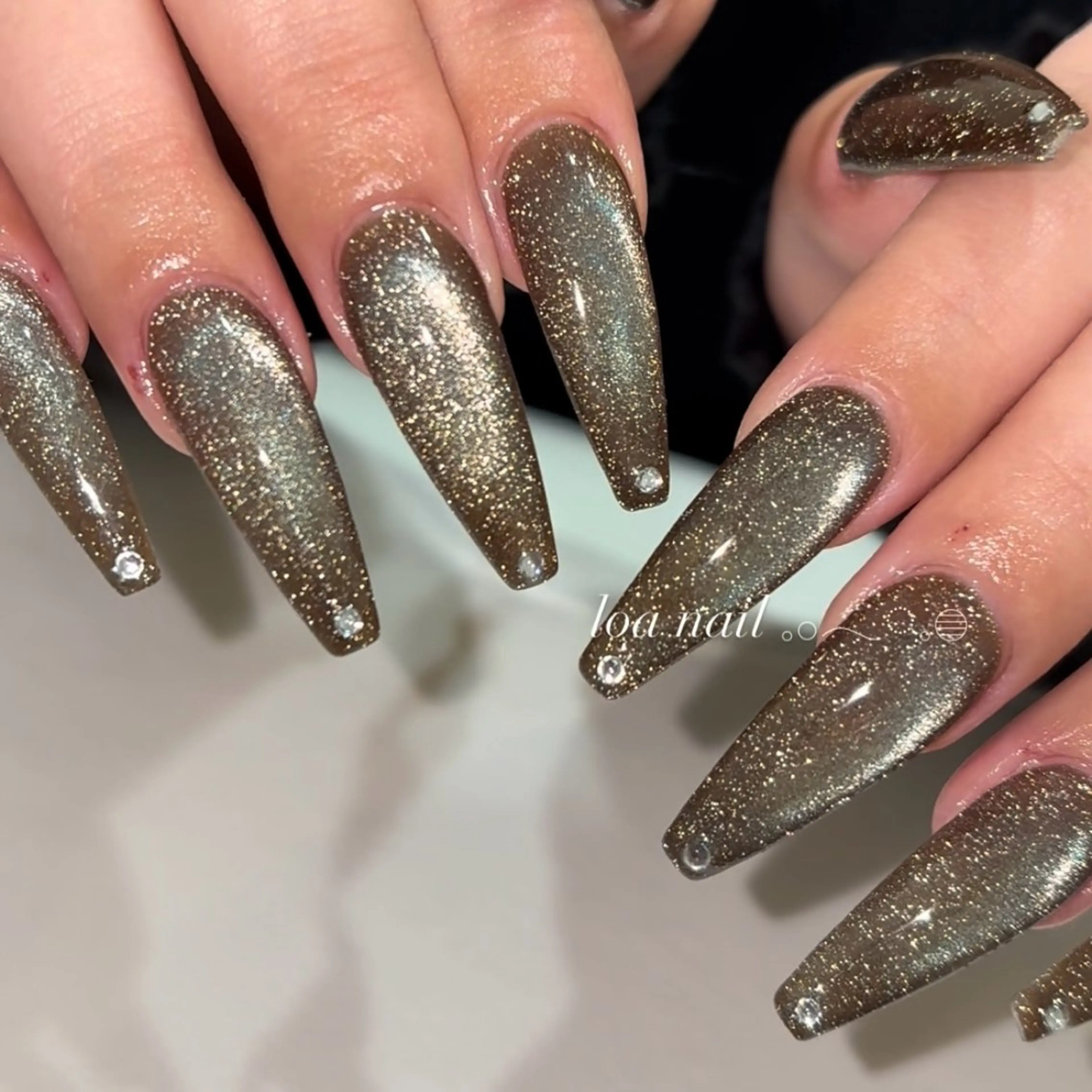 ネイル フラッシュネイル マグネットネイル loa nailのネイルデザイン