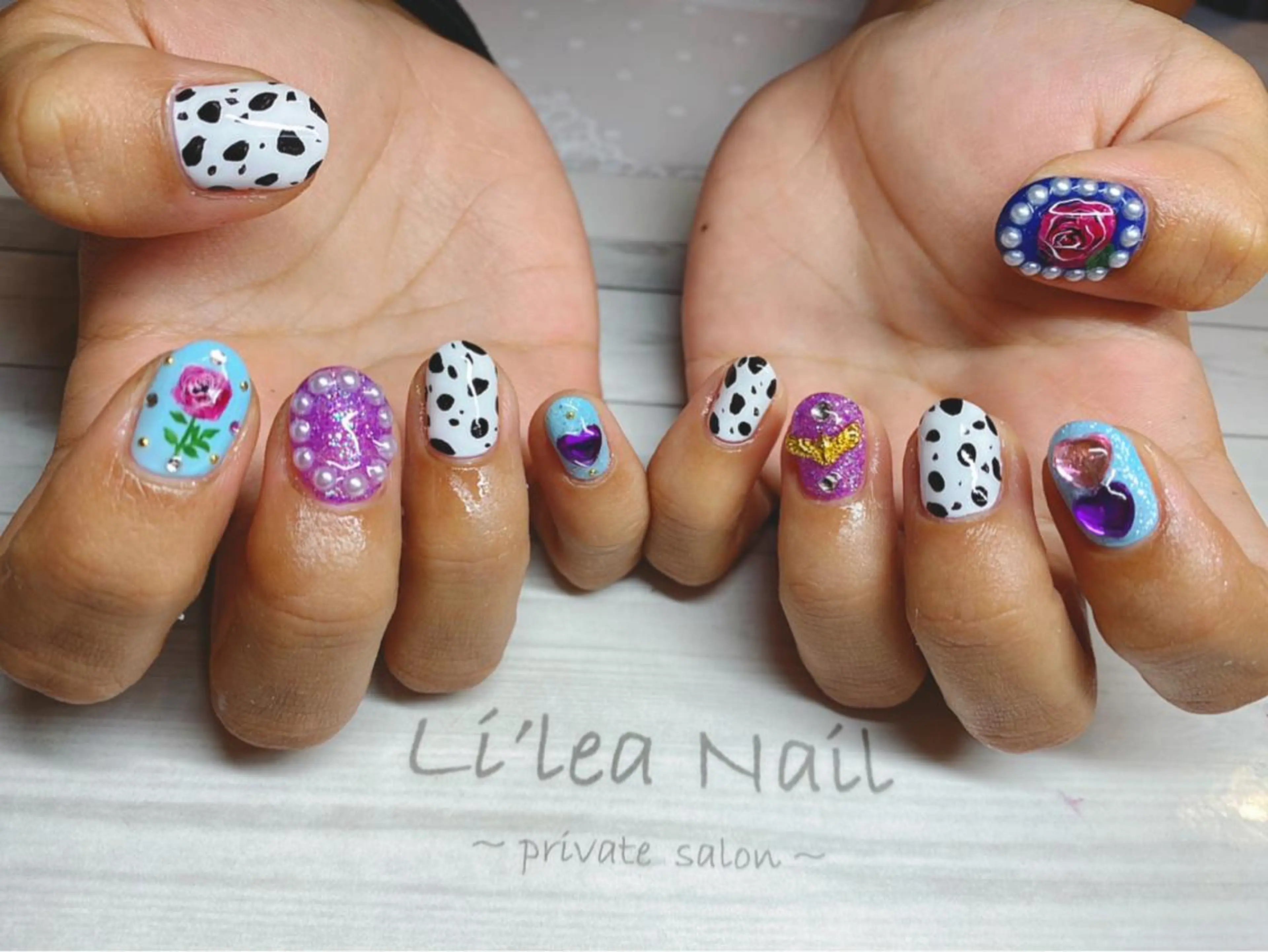 ネイル Li'leaNail AINAのネイルデザイン