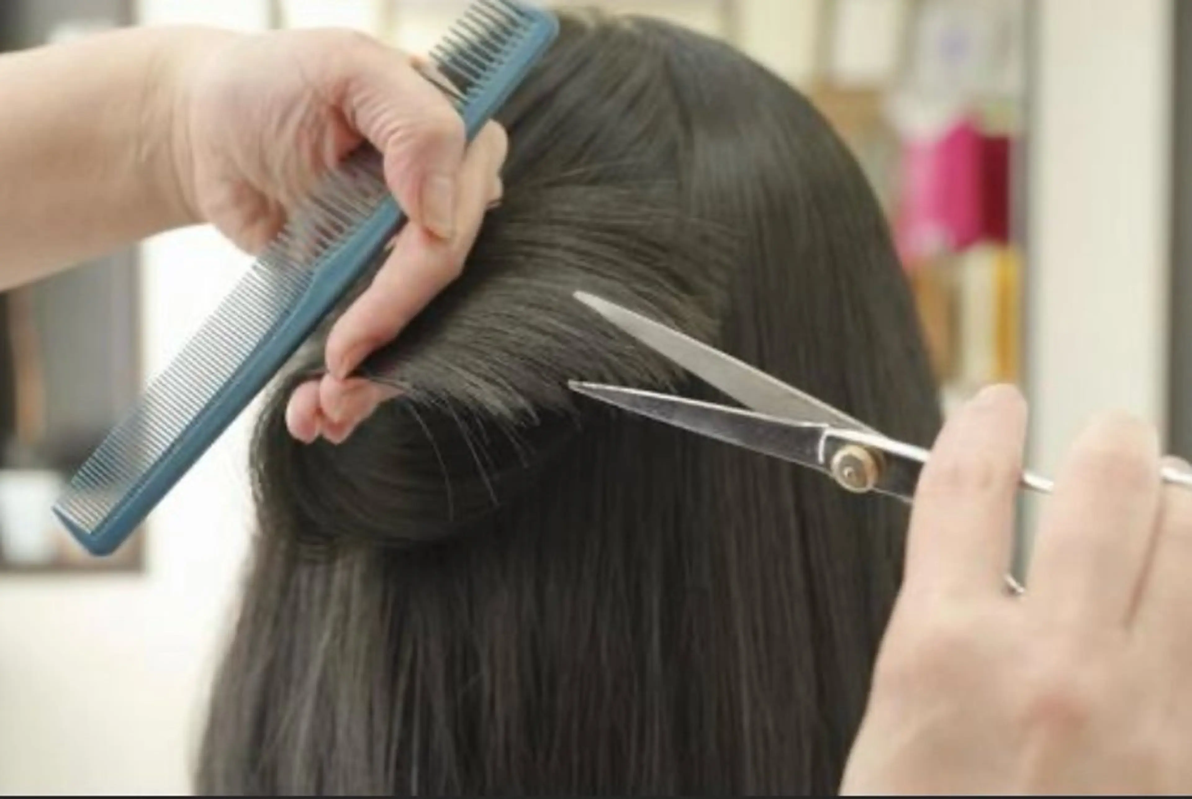 クーペアセック 神田のヘアスタイル