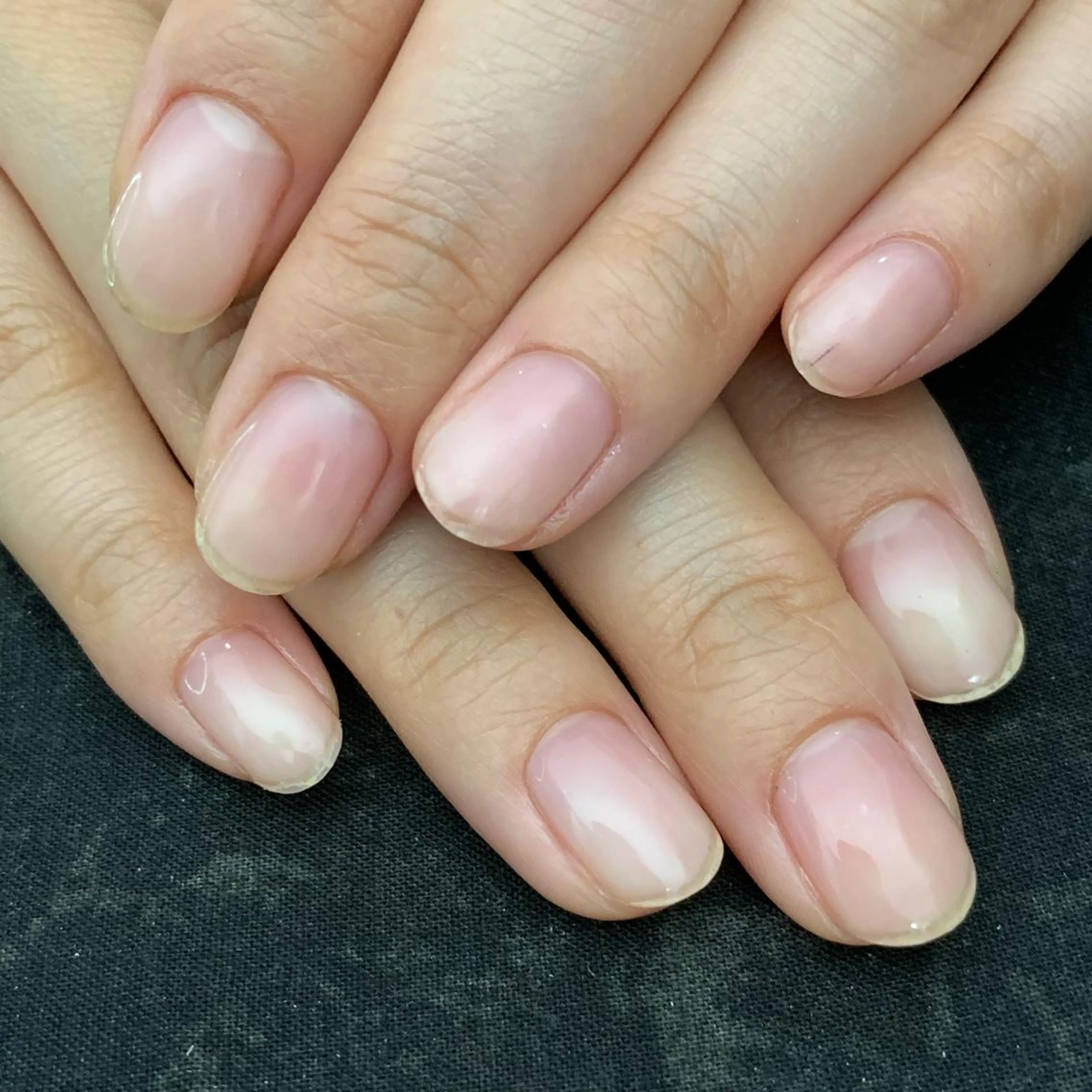 ネイル クリアネイル E.design. Nailのネイルデザイン