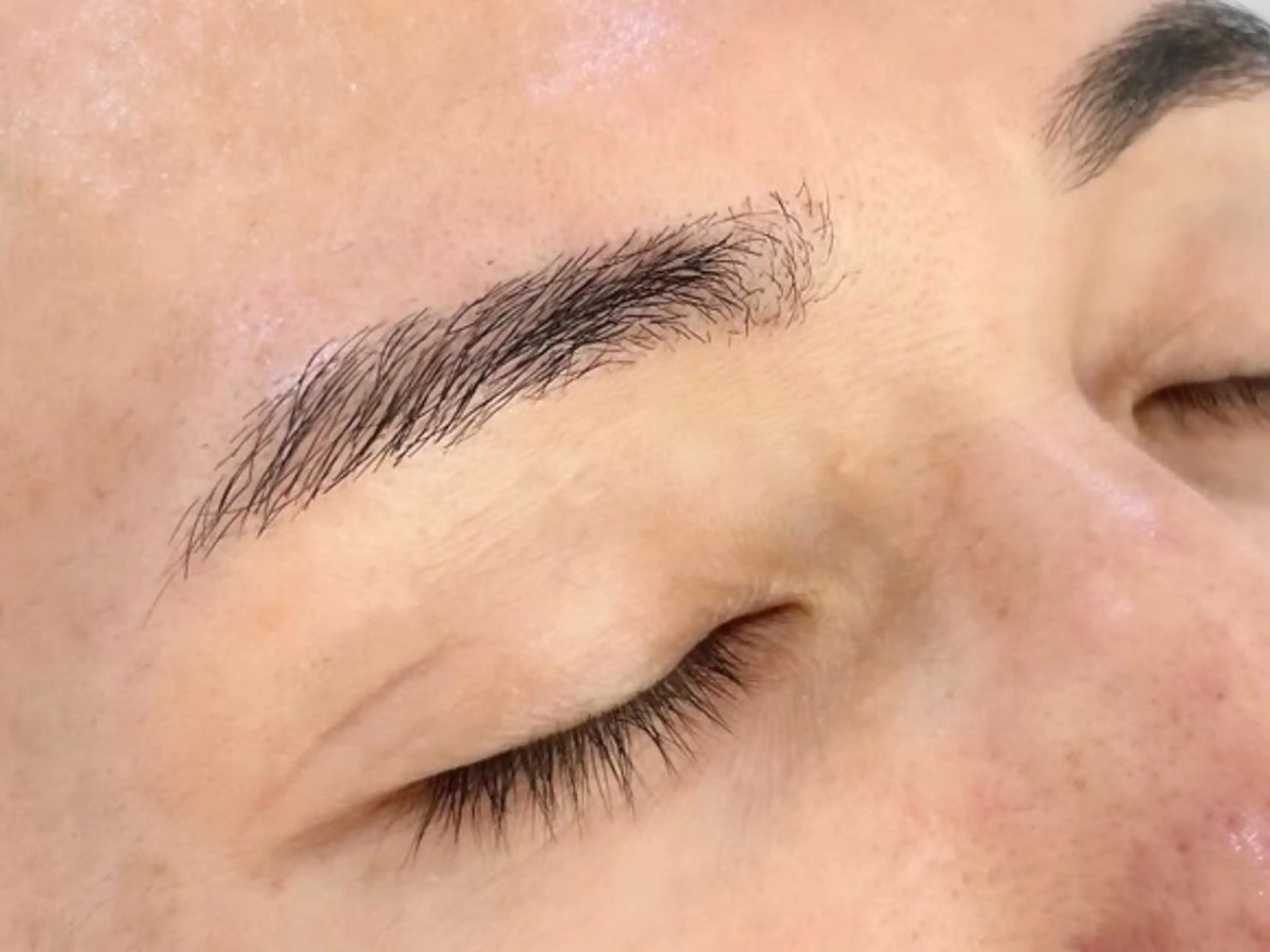 メンズアイブロウwaxの写真