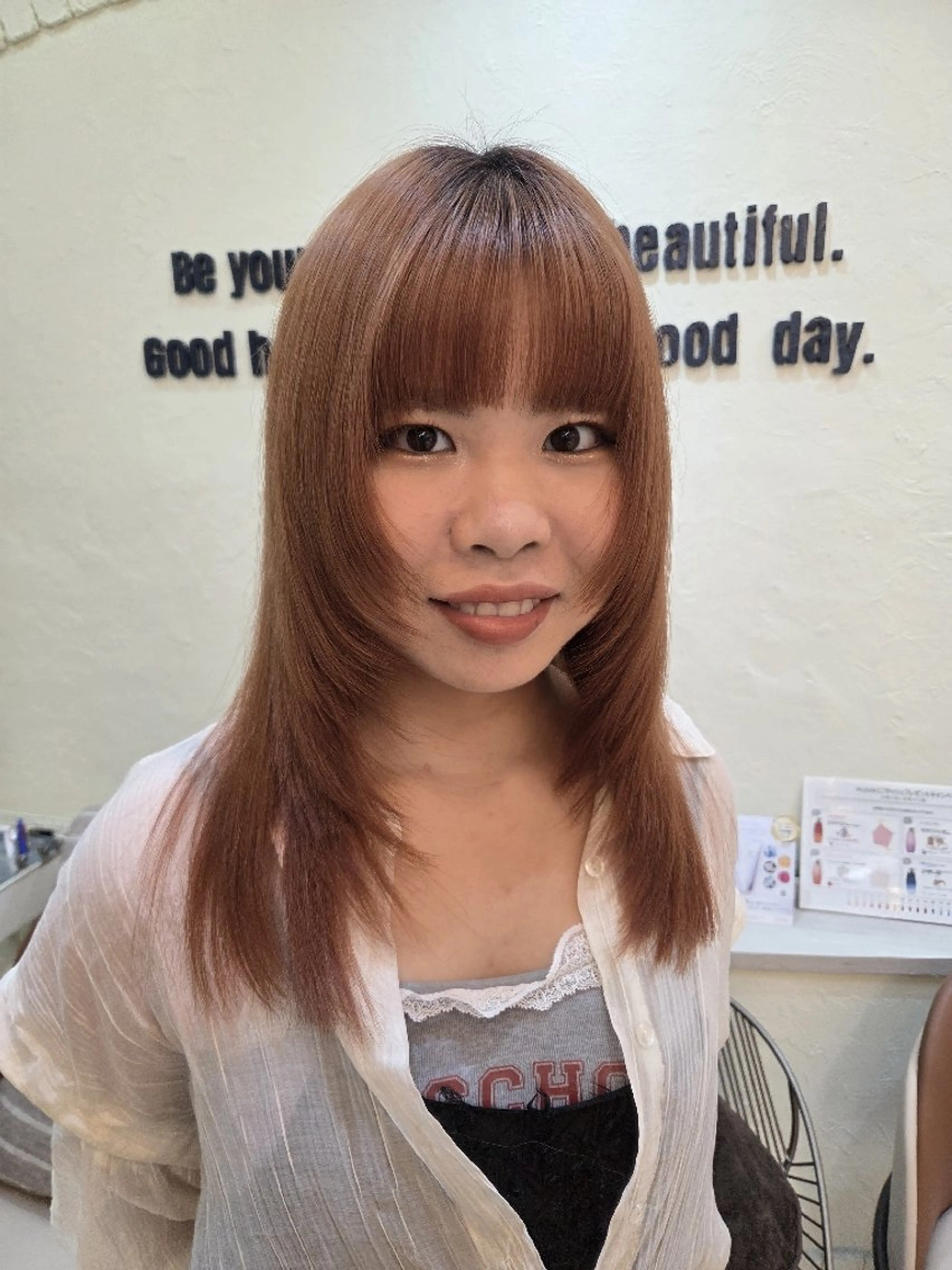 ロング ロングレイヤー 顔周りカット レイヤーカット ロング Aina🌷 /カットモデル募集のヘアスタイル