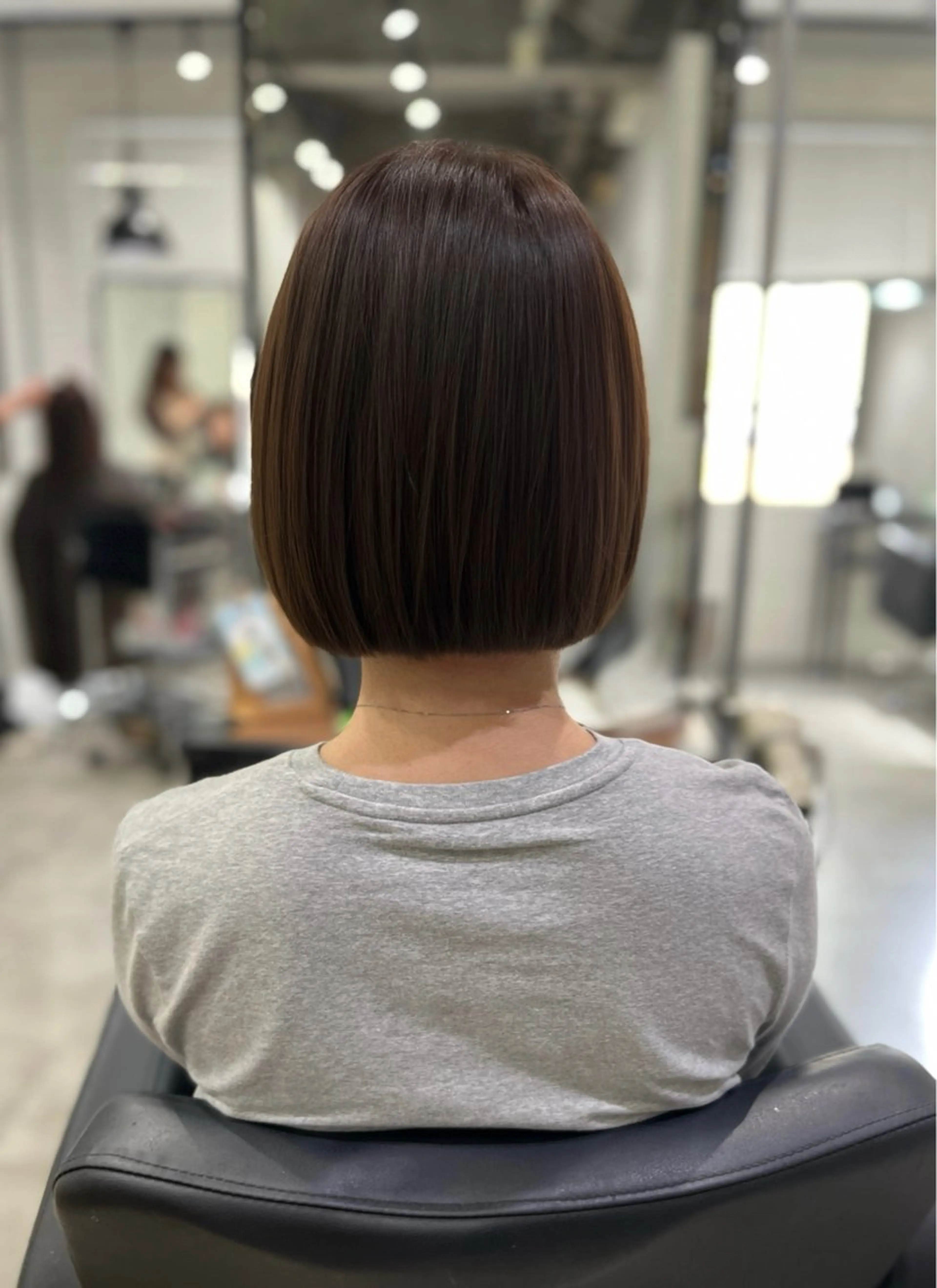 ミディアム ボブ カット ヘアカラー CHIHIRO🌠 艶髪/レイヤーのヘアスタイル