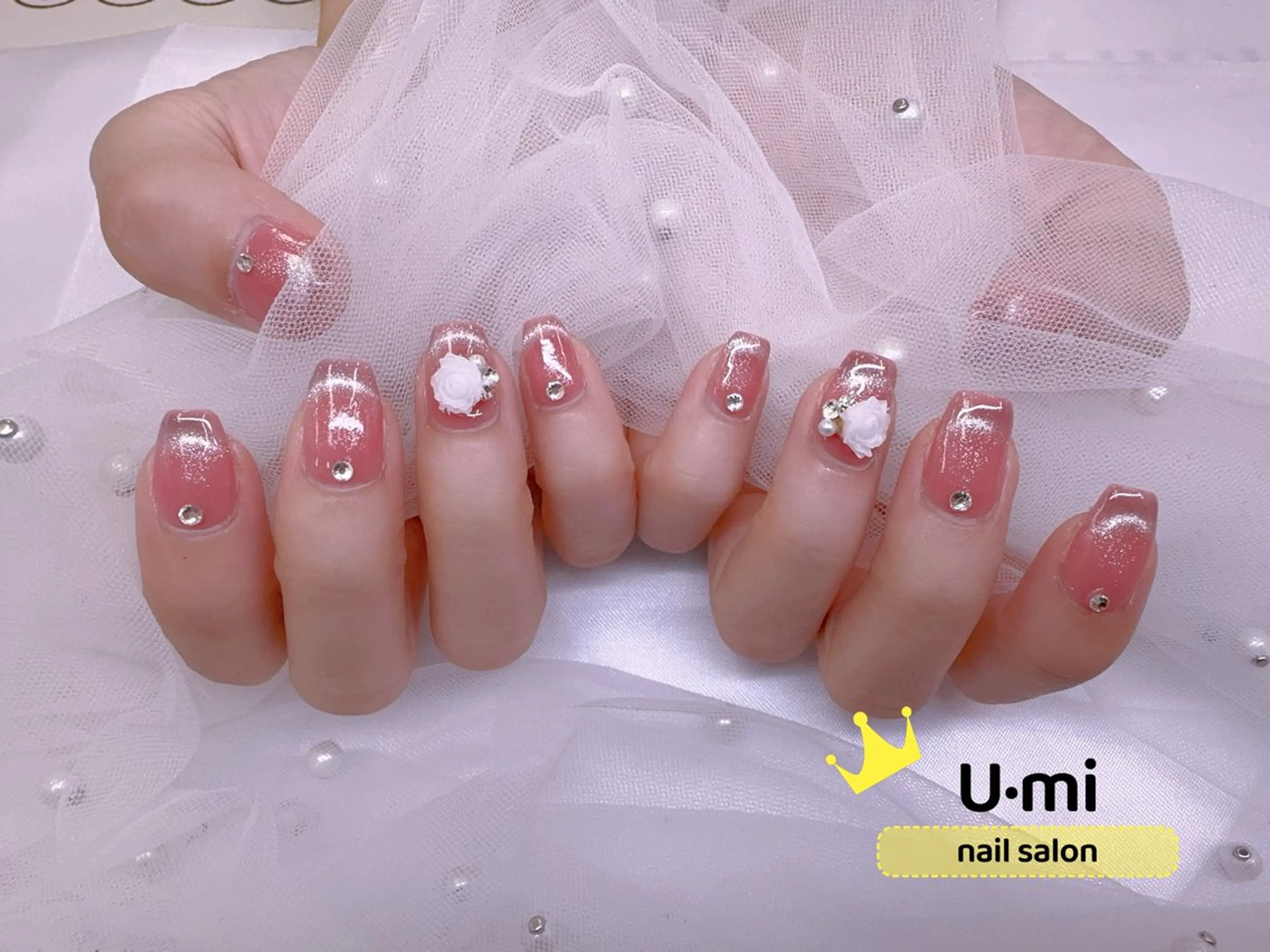 ネイル UMI ネイルサロン新宿🎀のネイルデザイン