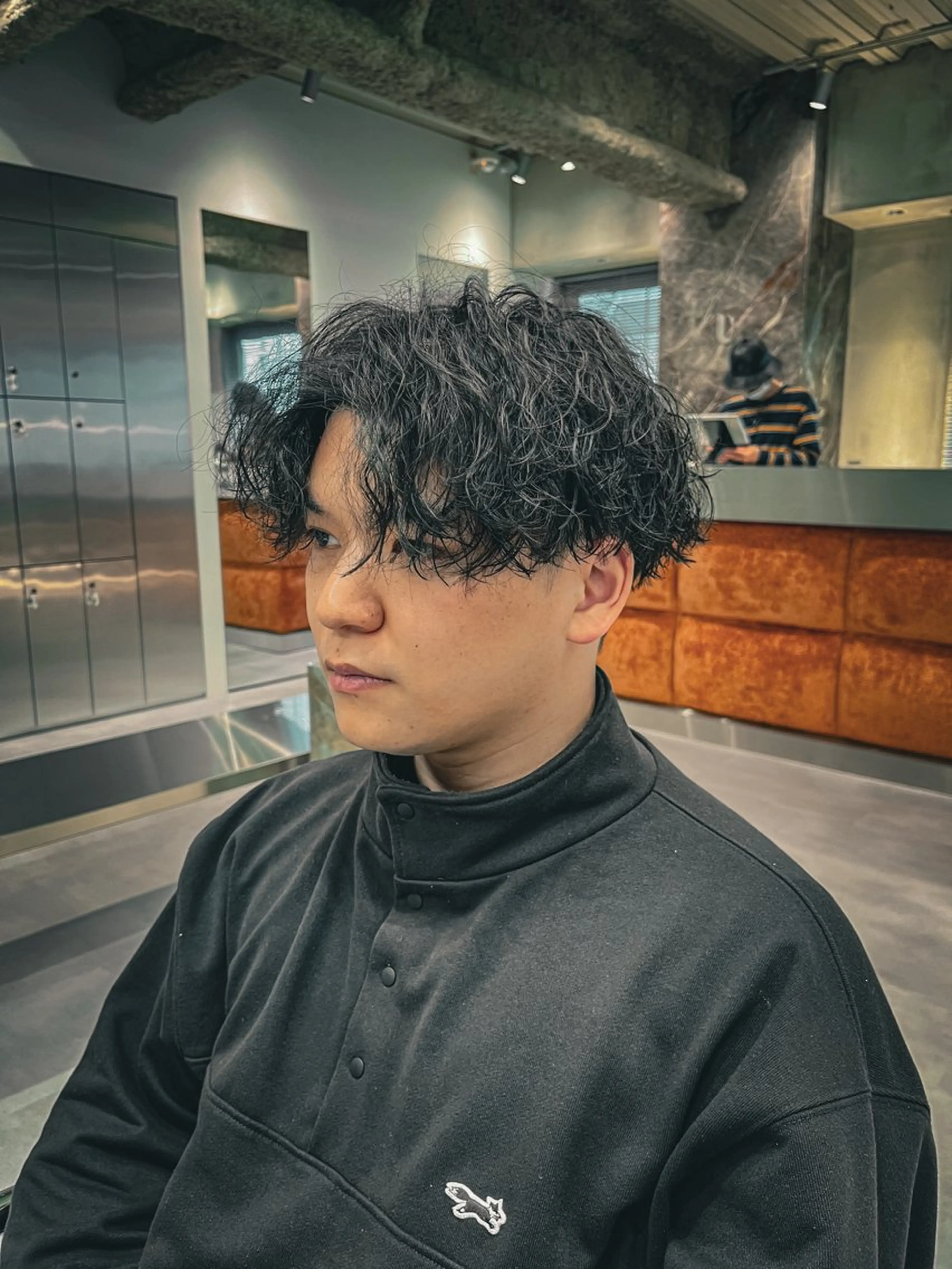 ショート パーマ メンズ ⚡メンズパーマフ ェードカットTomyのヘアスタイル