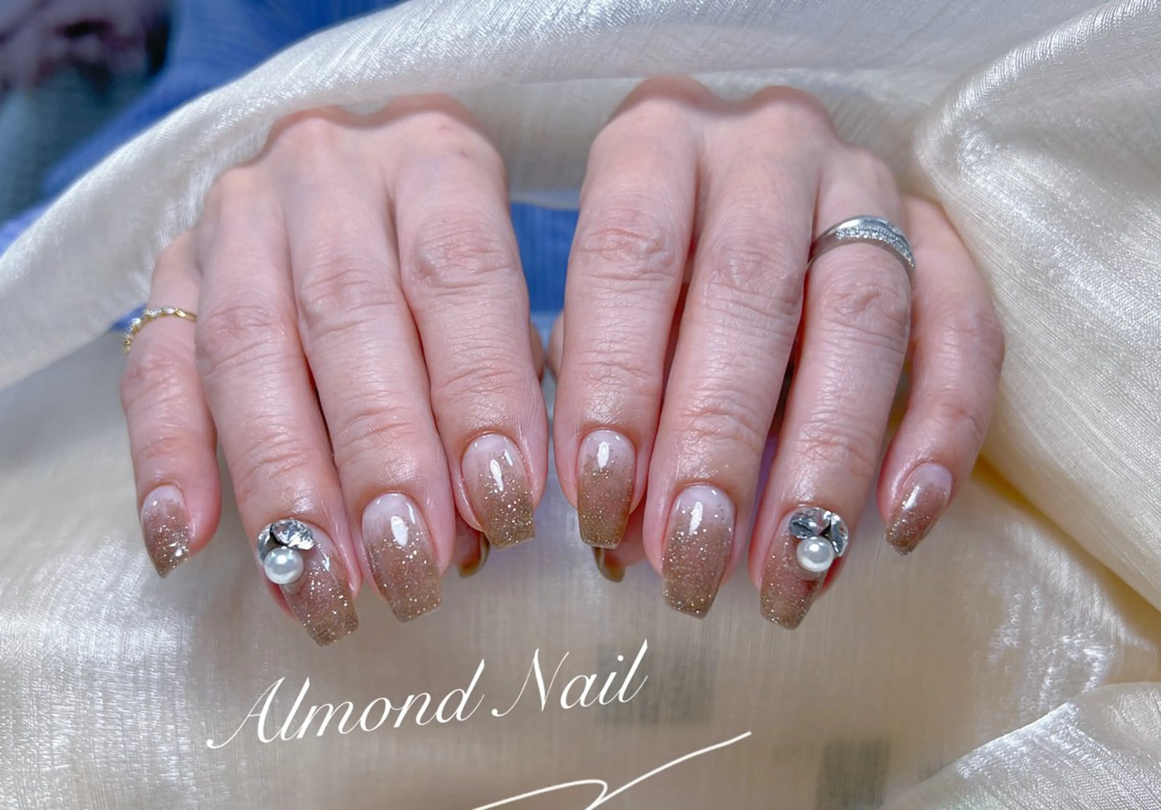 ネイル 長さ出し フラッシュネイル フットネイル フレンチネイル ジェルネイル Almond Nail 亀戸のネイルデザイン