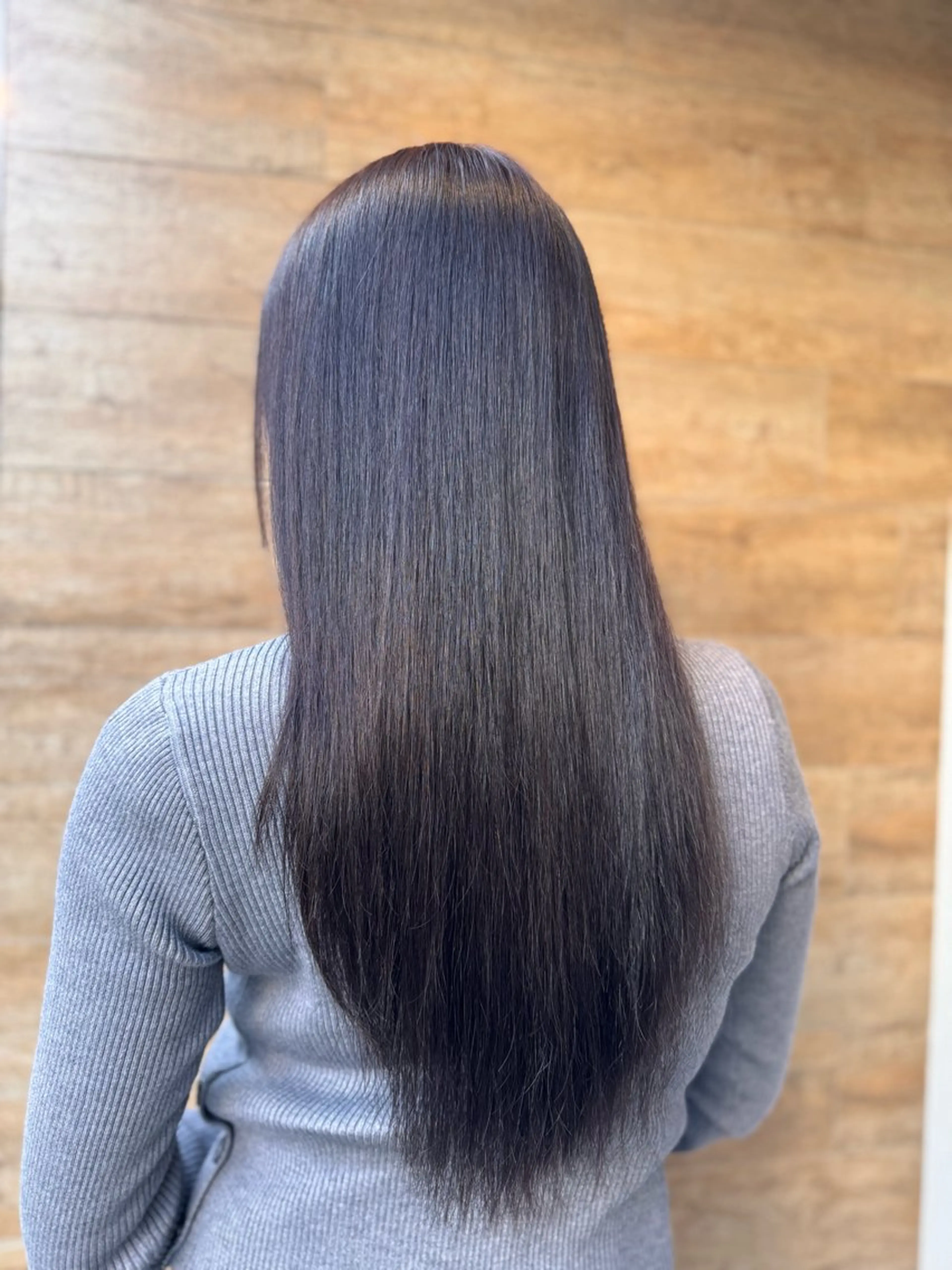ロング ヘアカラー Kaori🌈透明感 カラー / 髪質改善のヘアスタイル