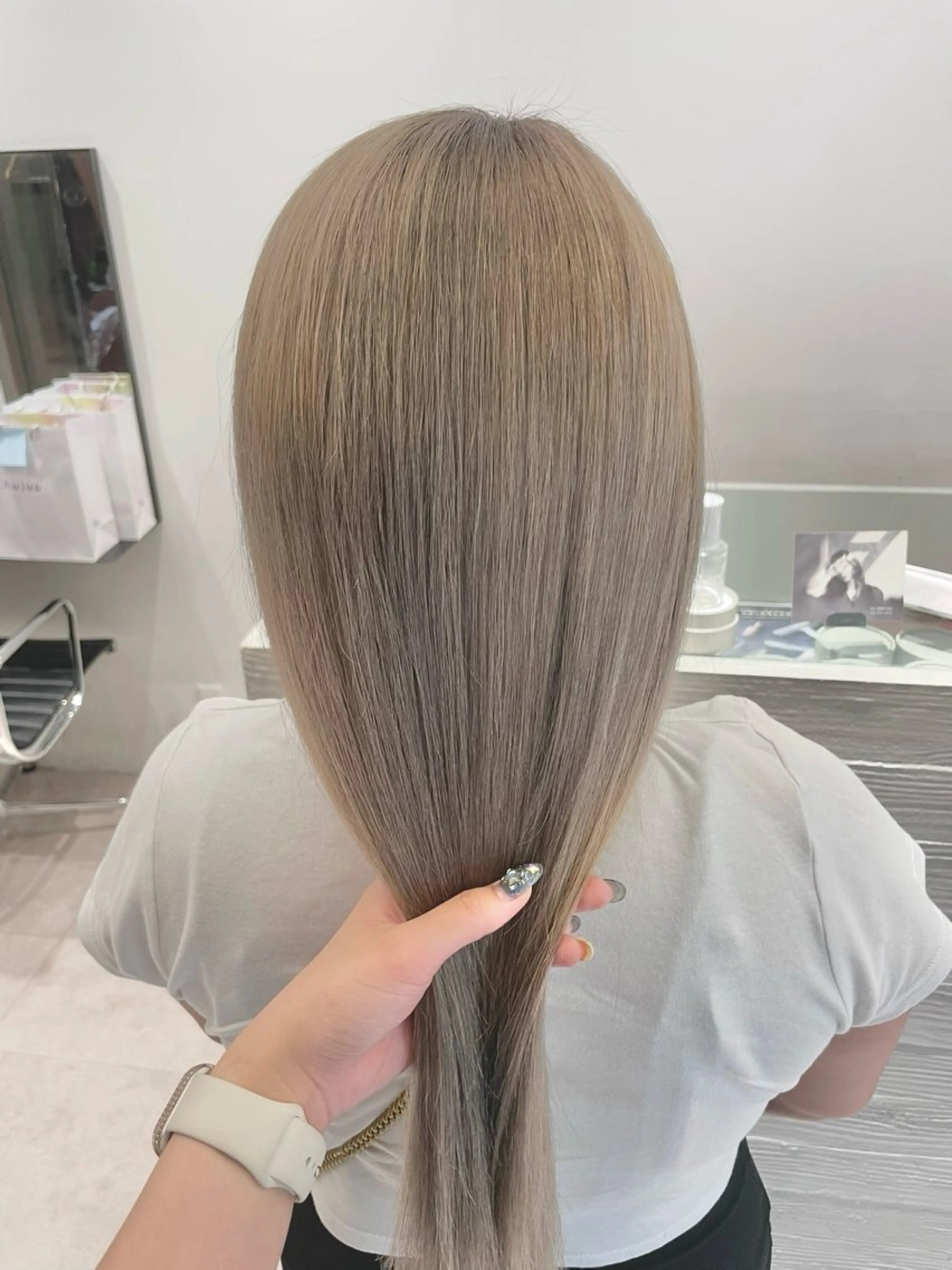 ロング カラー ヘアアレンジ ベージュカラー ミルクティーベージュ .⋆⟡💖 Marin💖⟡⋆.のヘアスタイル