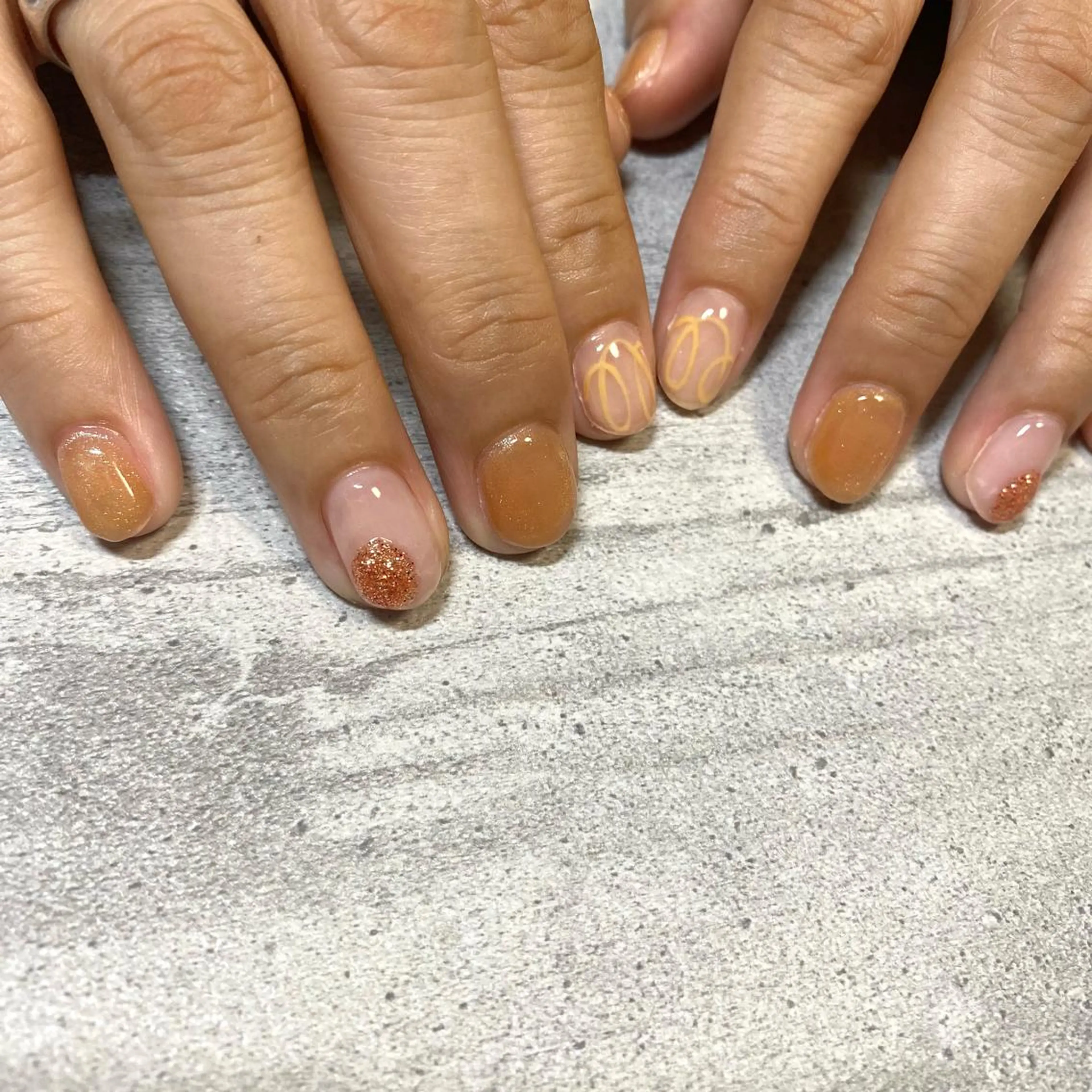 ショート カラー パーマ ヘアアレンジ メンズ キッズ ネイル マツエク・マツパ アイブロウ 今福鶴見ネイル 8(ｴｲﾄ)のネイルデザイン