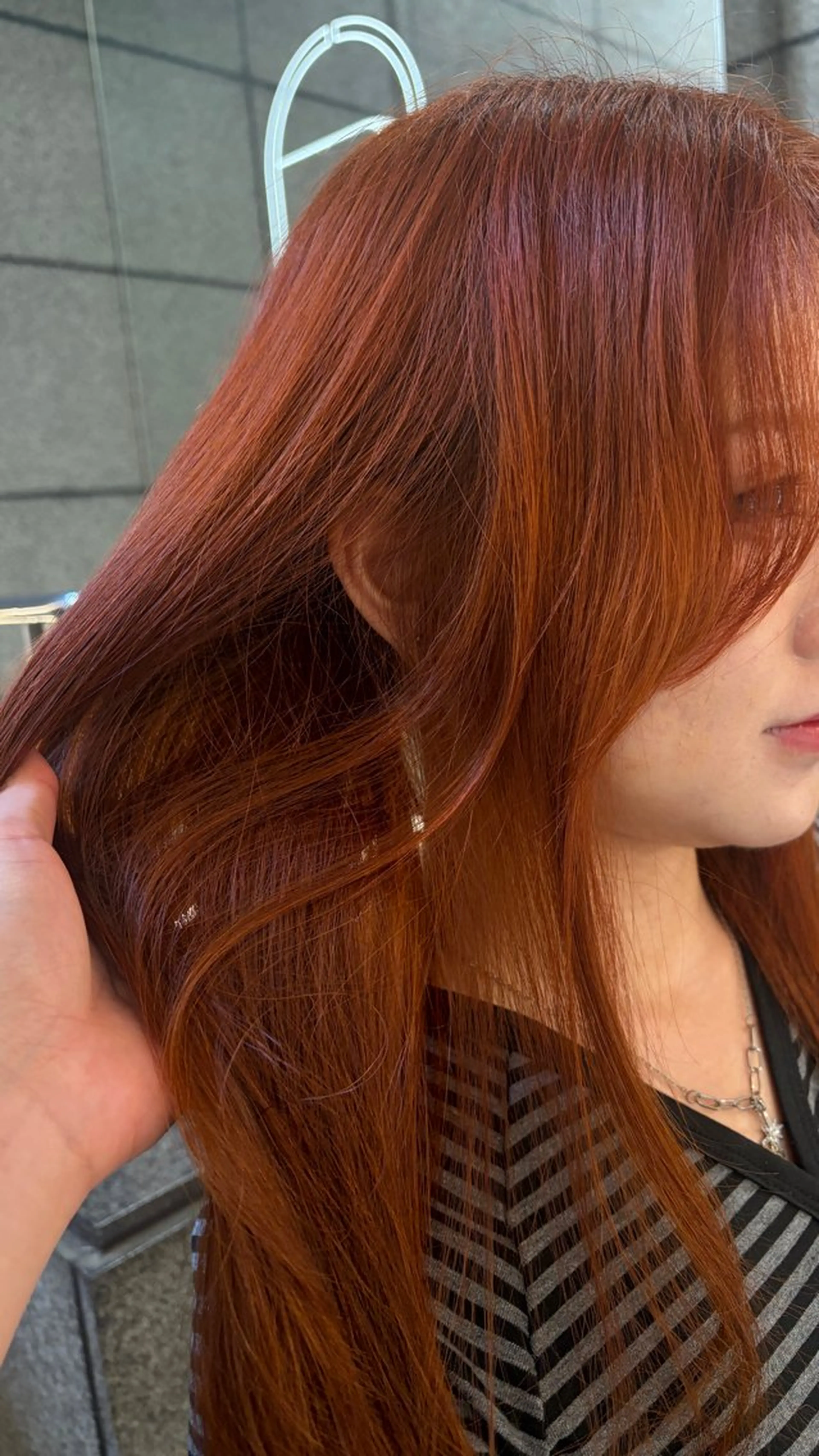 カラー オレンジ 海優⭐️ネイル⭐️ 透明感カラーのヘアスタイル