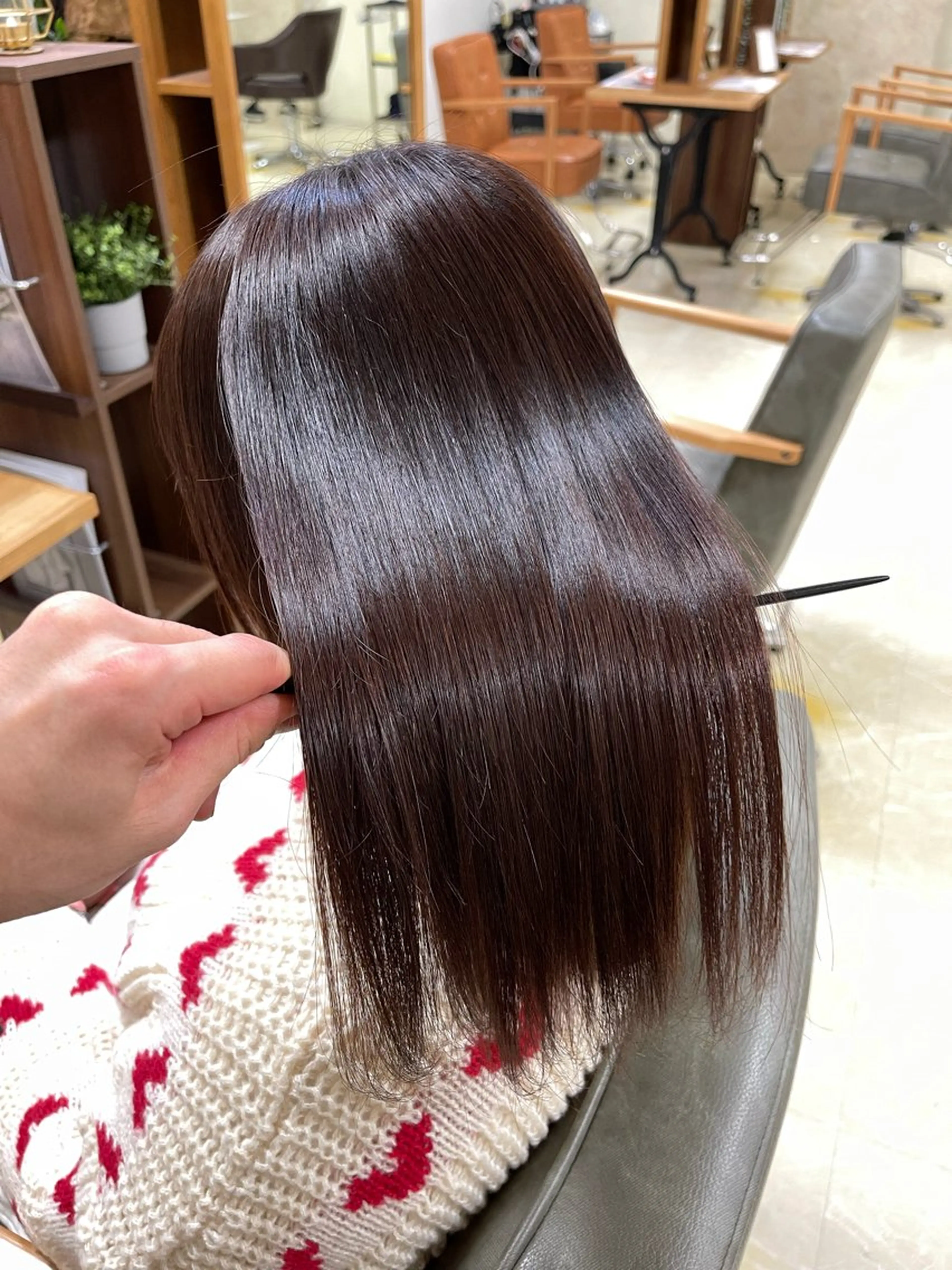 セミロング 縮毛・酸性ストレート 特化のヘアスタイル