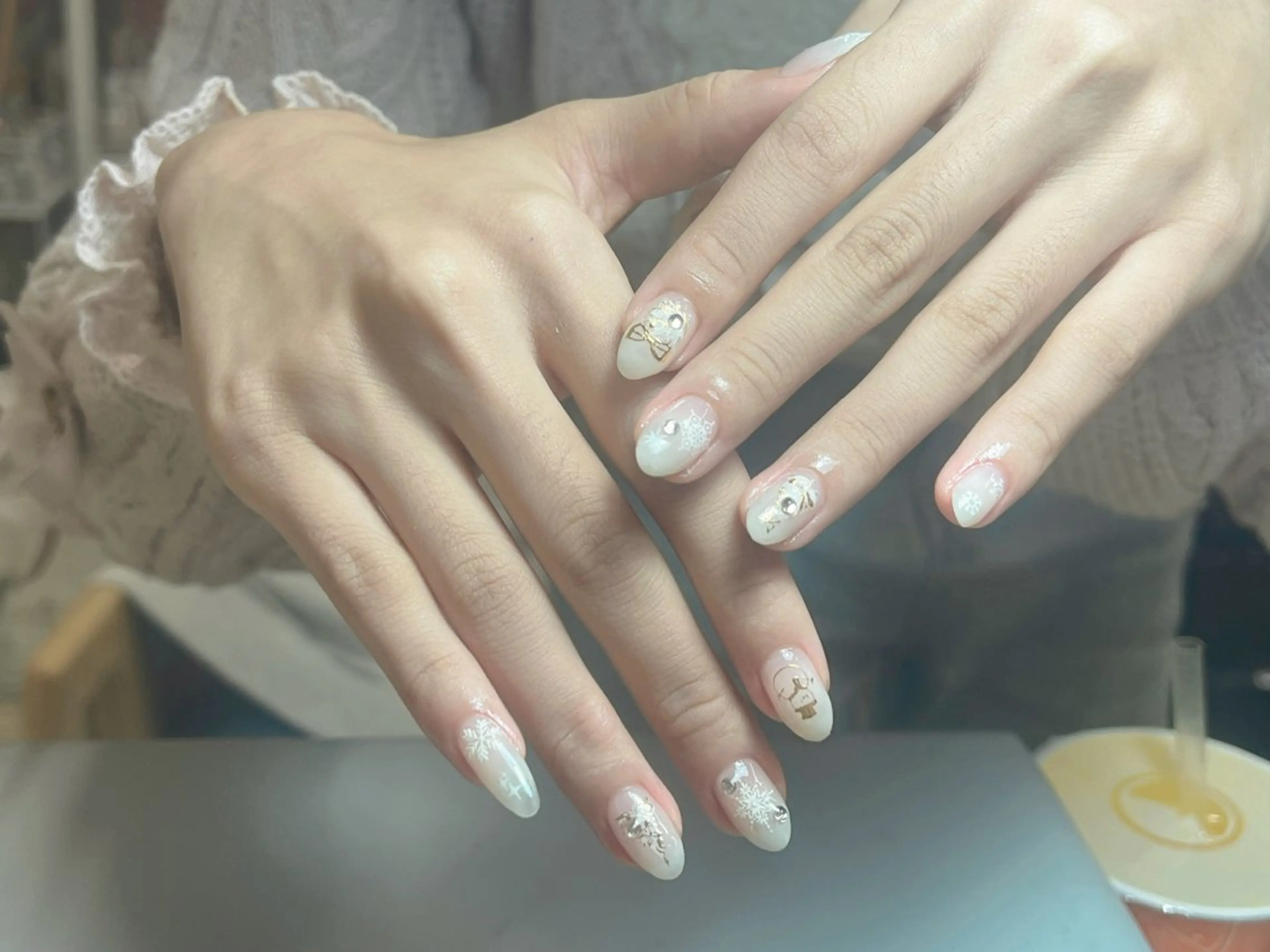 ネイル アートネイル 韓国ネイル 持ち込み ニュアンスネイル ワンカラーネイル イブ ネイリのネイルデザイン