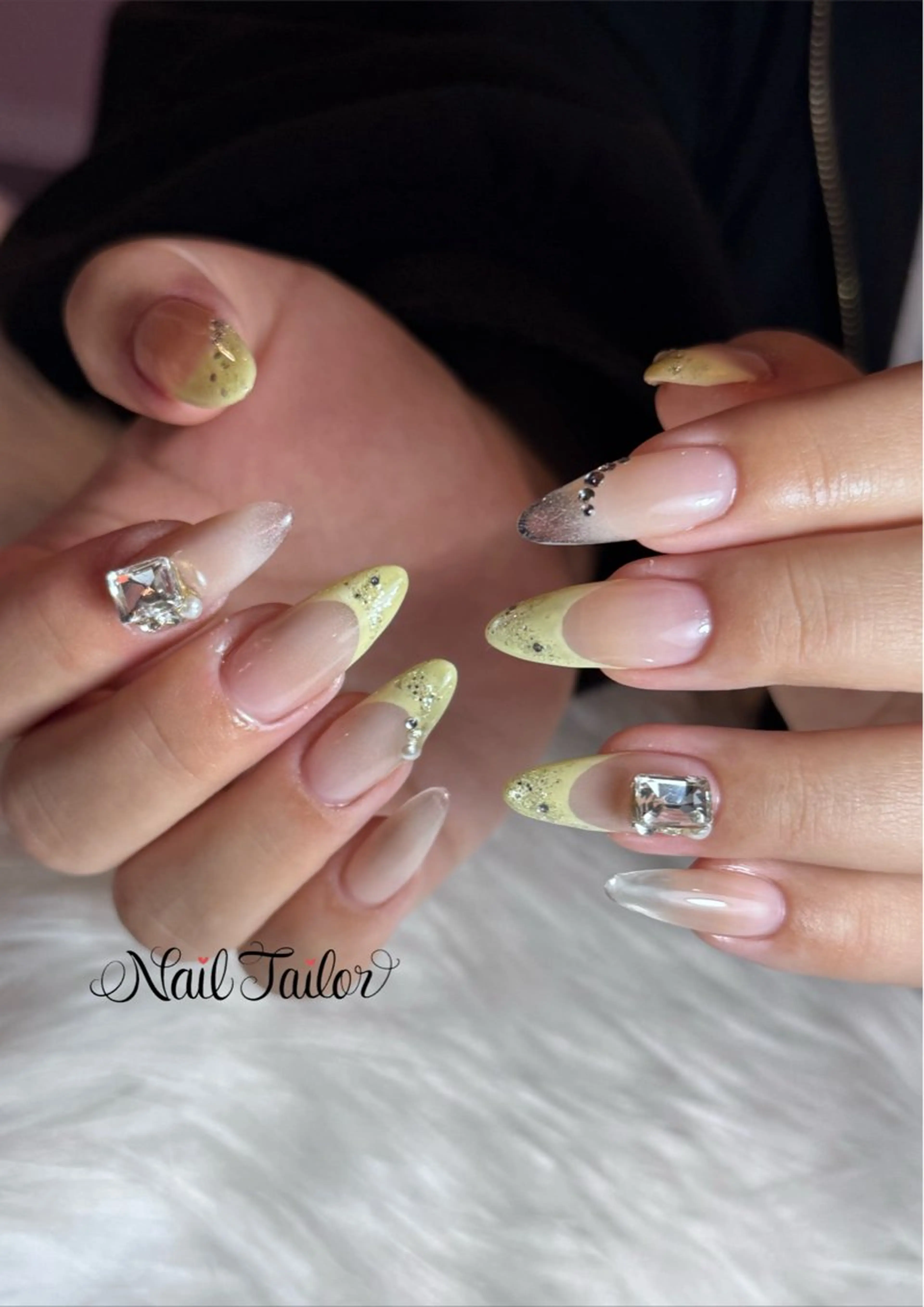 ネイル クリアネイル 長さ出し フレンチネイル ジェルネイル 黄色 ハンドネイル NailTailor ネイルテイラーのネイルデザイン