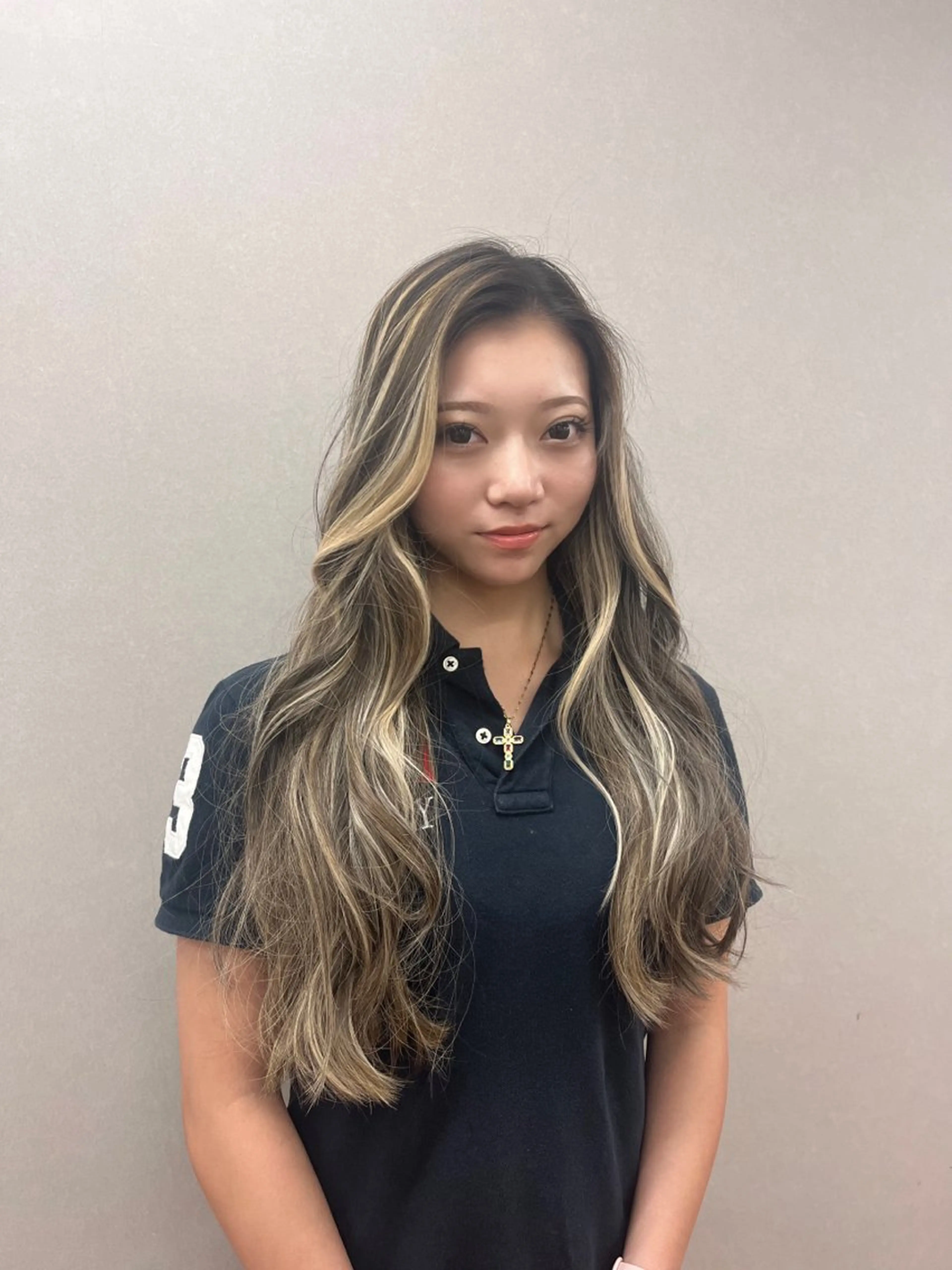 ロング カラー ハイライト🌺 ZIONのヘアスタイル