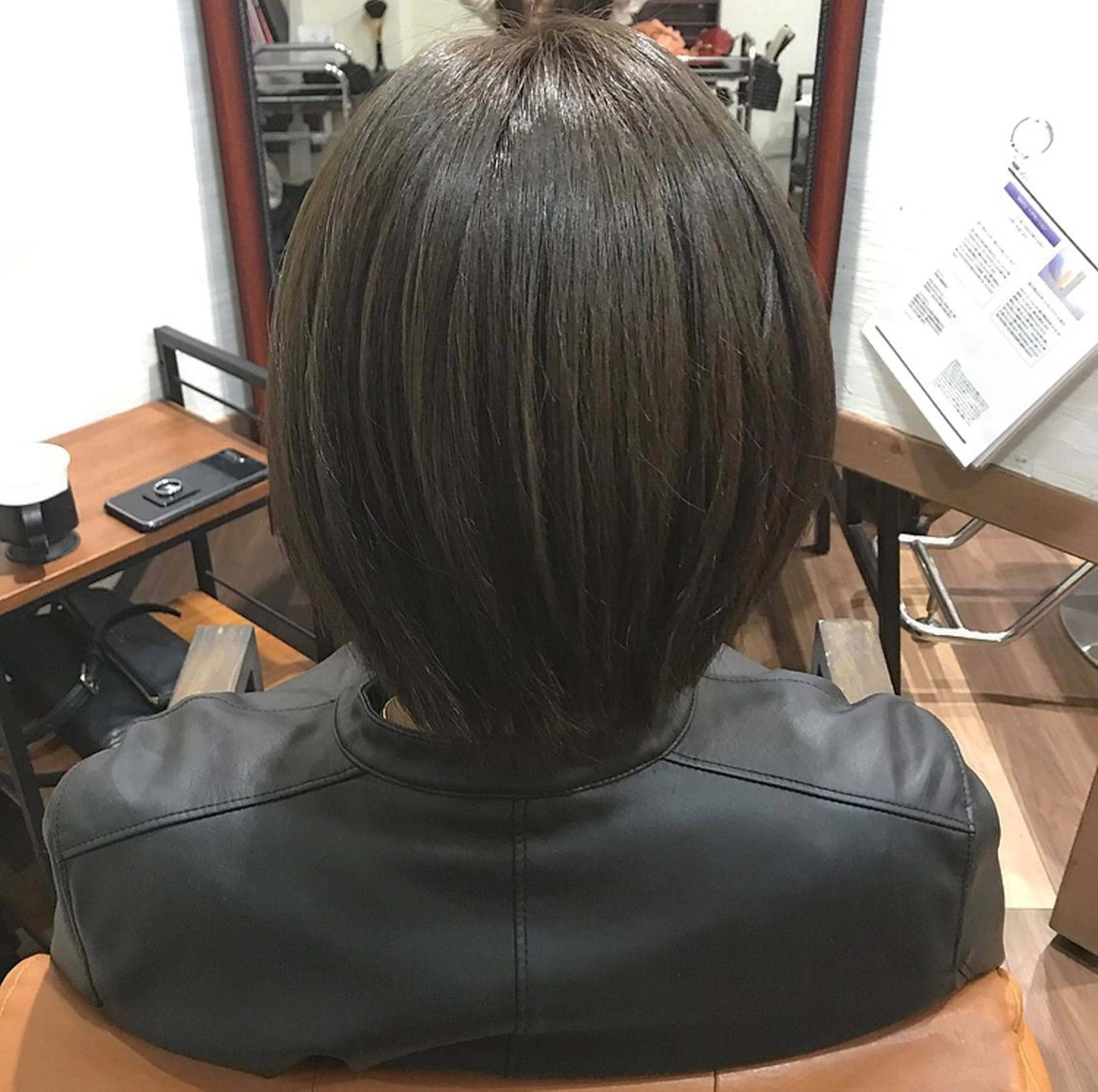 カラー 片山 霞のヘアスタイル