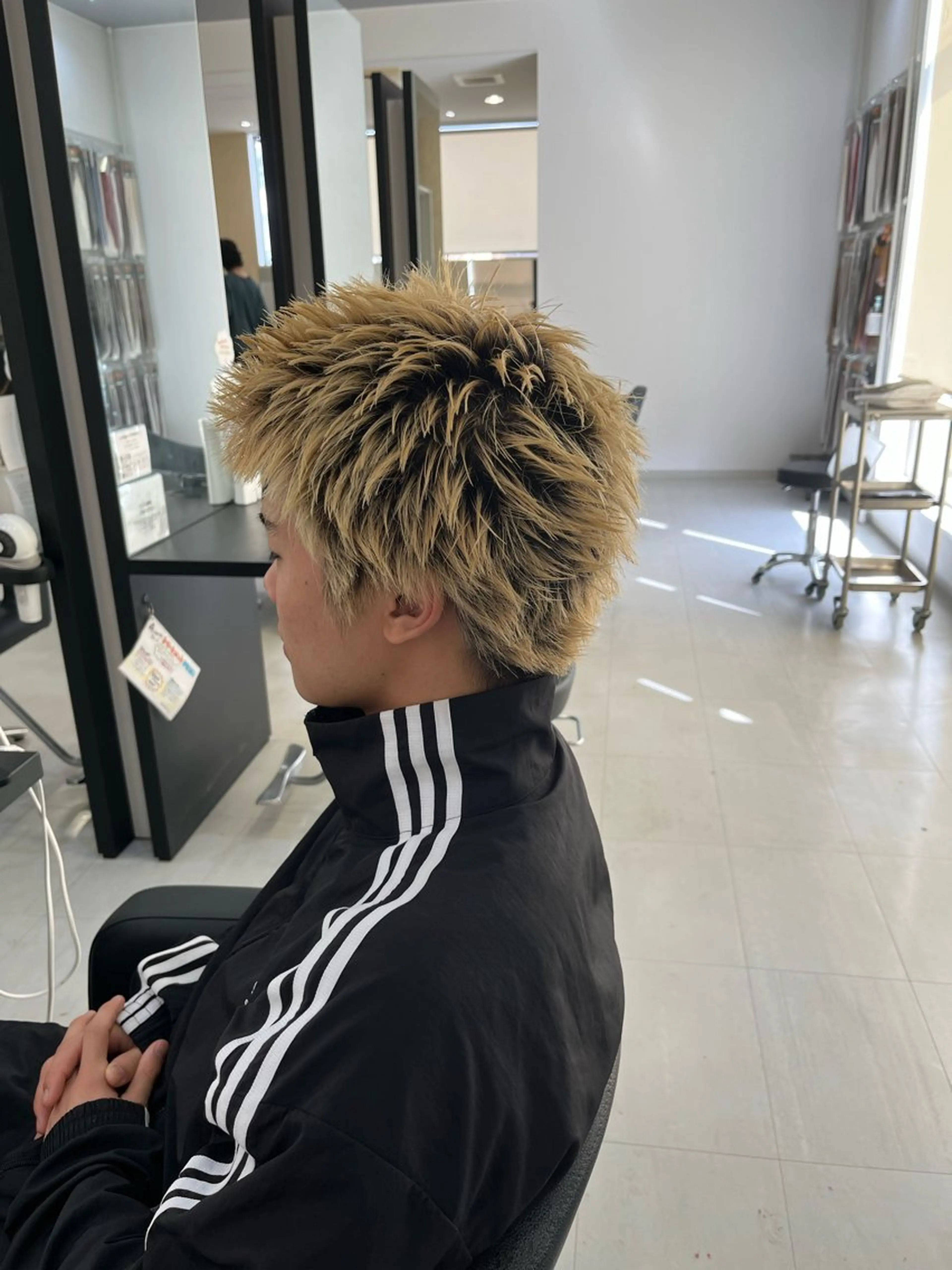 ショート メンズ 諸岡 玲のヘアスタイル