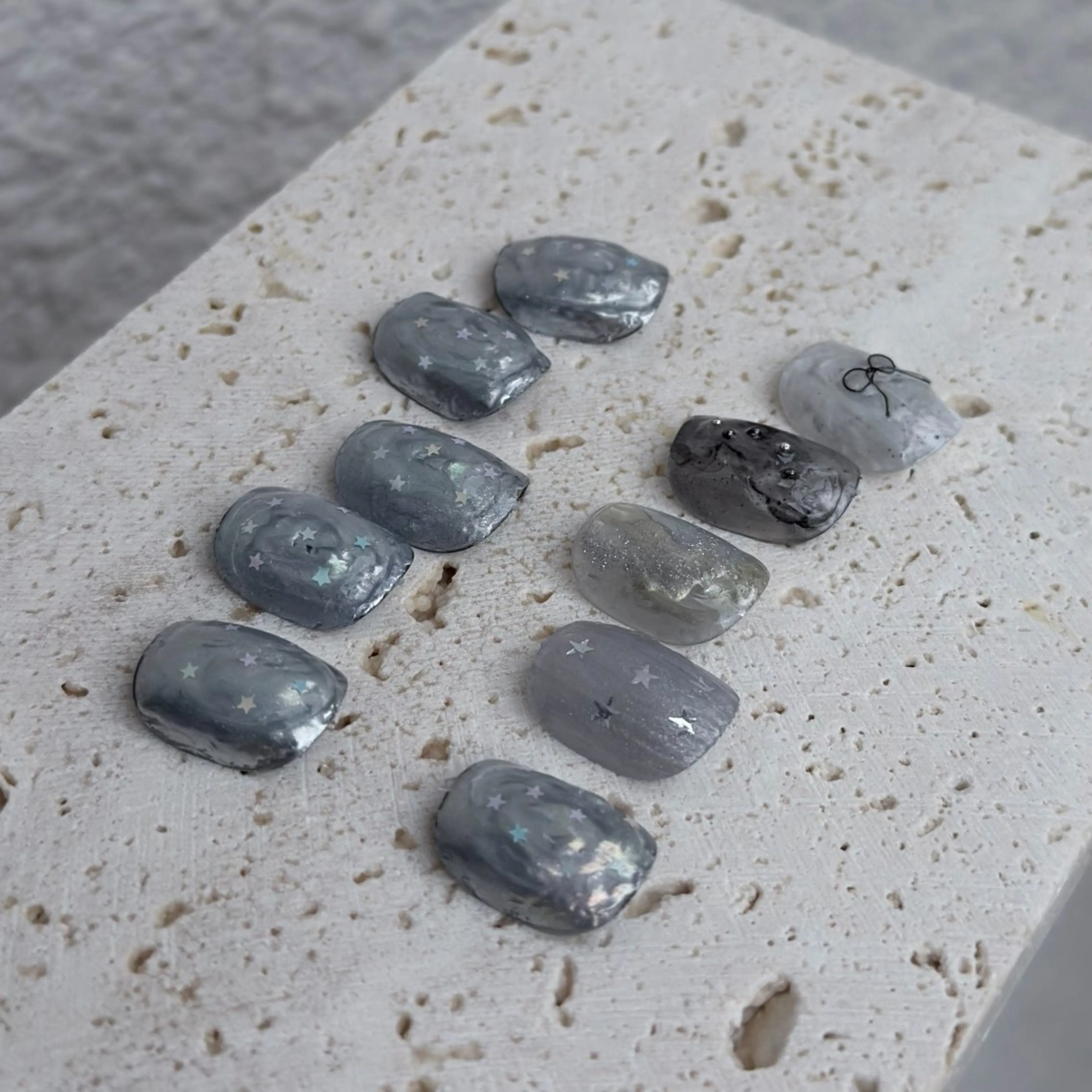 ネイル ハンドネイル 🎀 Hiyubi._.nail 🫧所属・🎀フェイ フェイ🫧💗のネイルデザイン