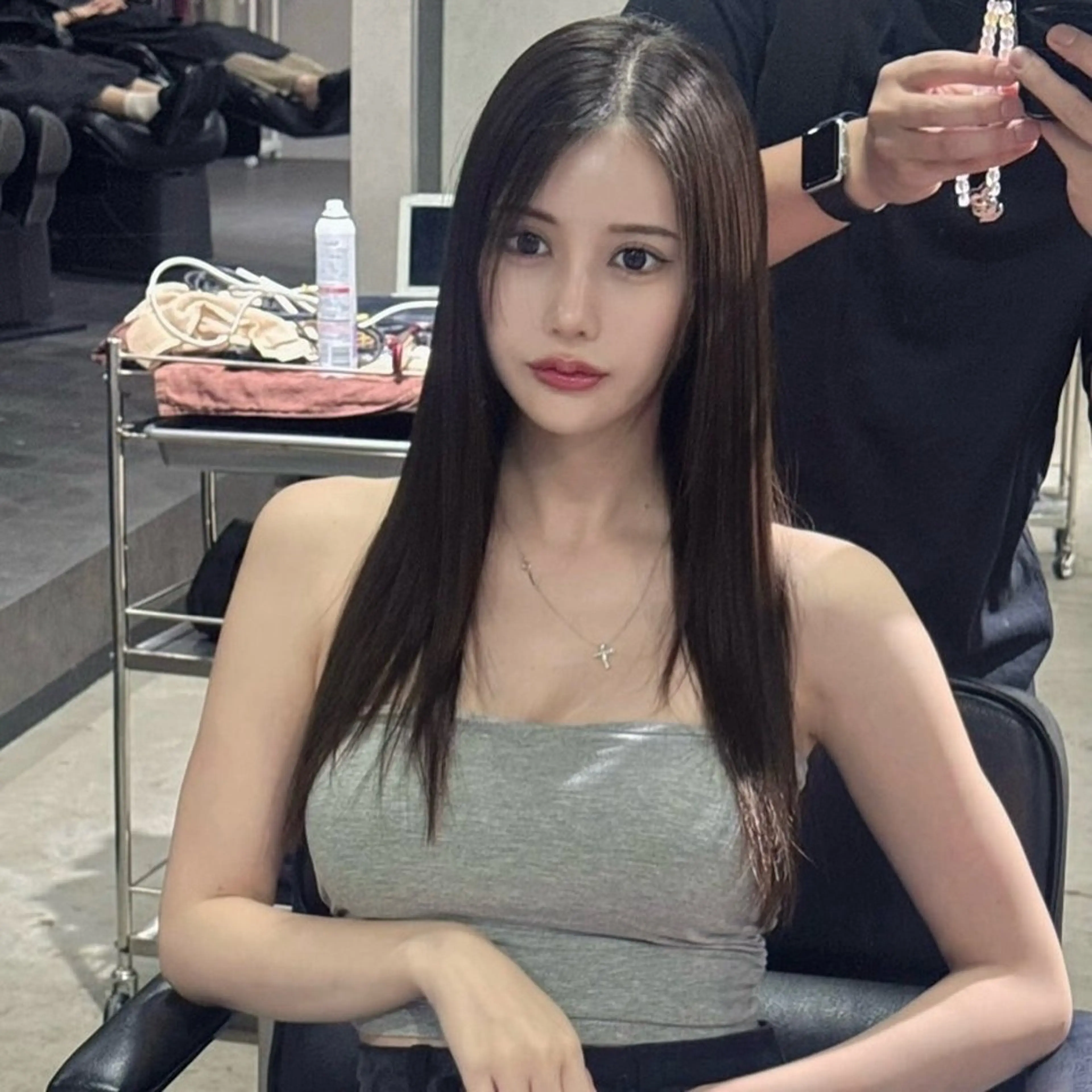 セミロング くせ毛 髪質改善 トリートメント カット ヘアカラー トリートメント 髪質改善/レイヤー 縮毛矯正/ケラチン耀のヘアスタイル