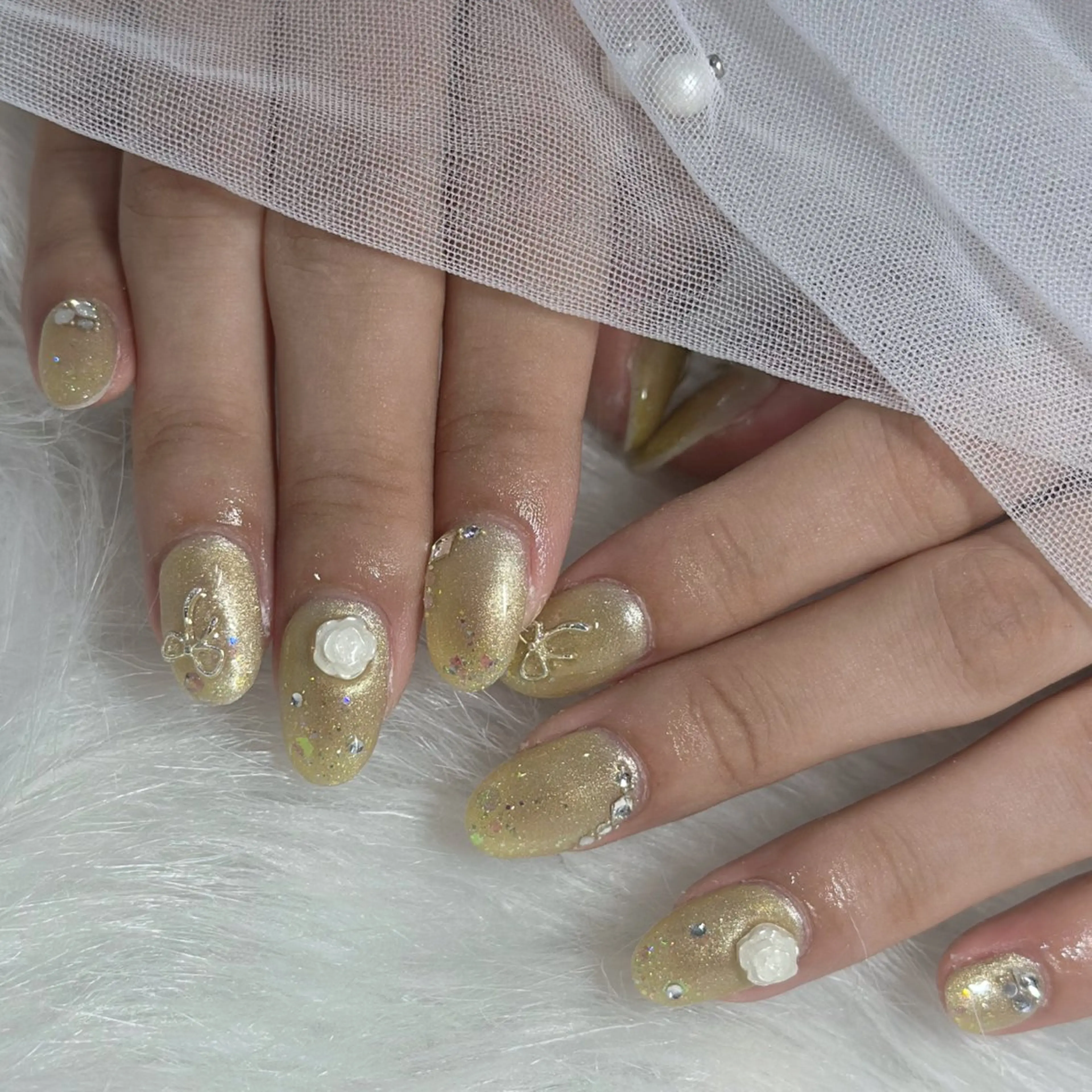 ネイル ハンドネイル フットネイル LAVISH nanamiのネイルデザイン