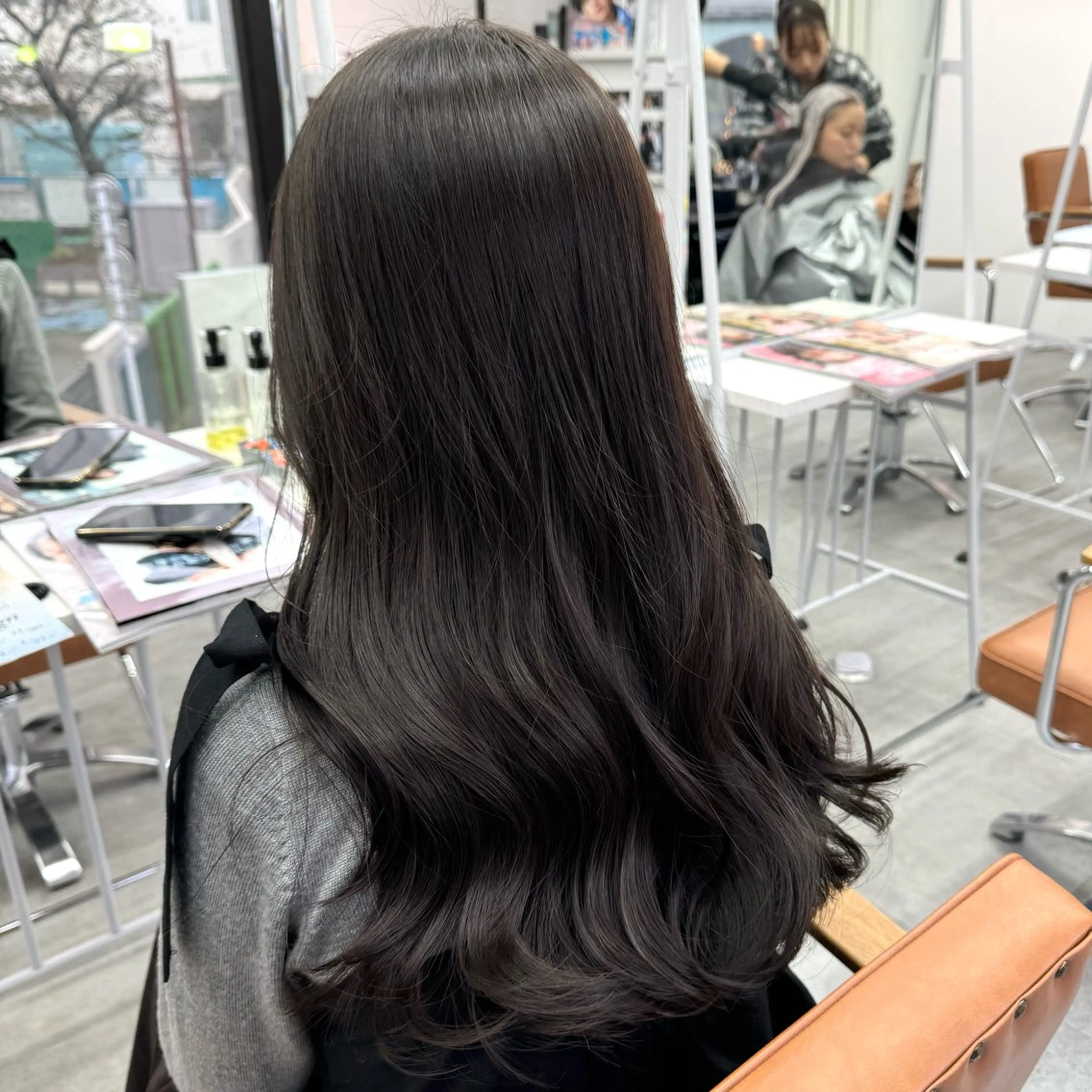 セミロング カラー ヘアアレンジ ヘアカラー ブリーチなしカラー /新百合ヶ丘/安形翔のヘアスタイル