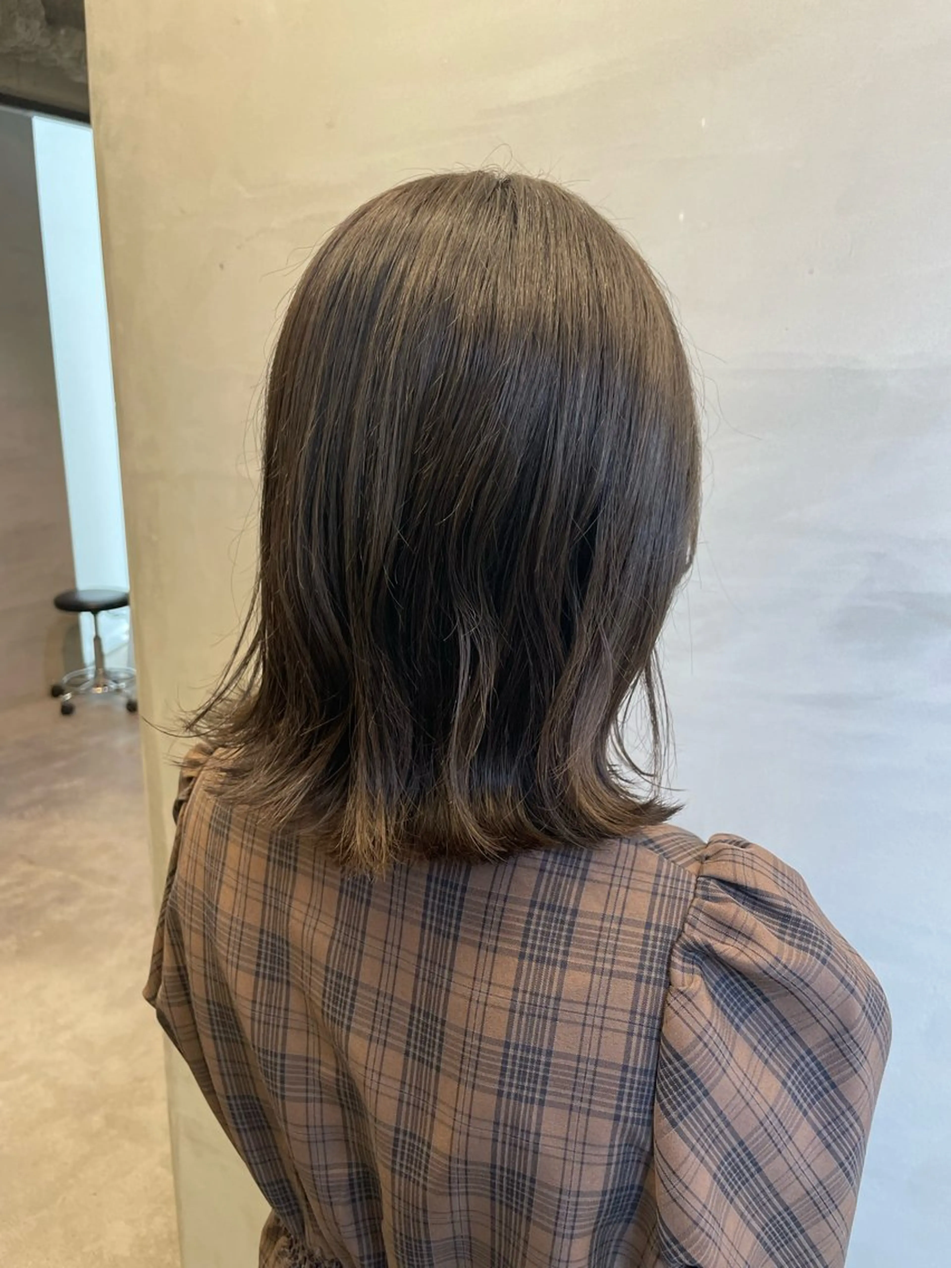 セミロング カラー ヘアアレンジ ベージュカラー グレージュ ボブ 外ハネヘア 高山🐬髪質改善 池袋で縮毛矯正のヘアスタイル