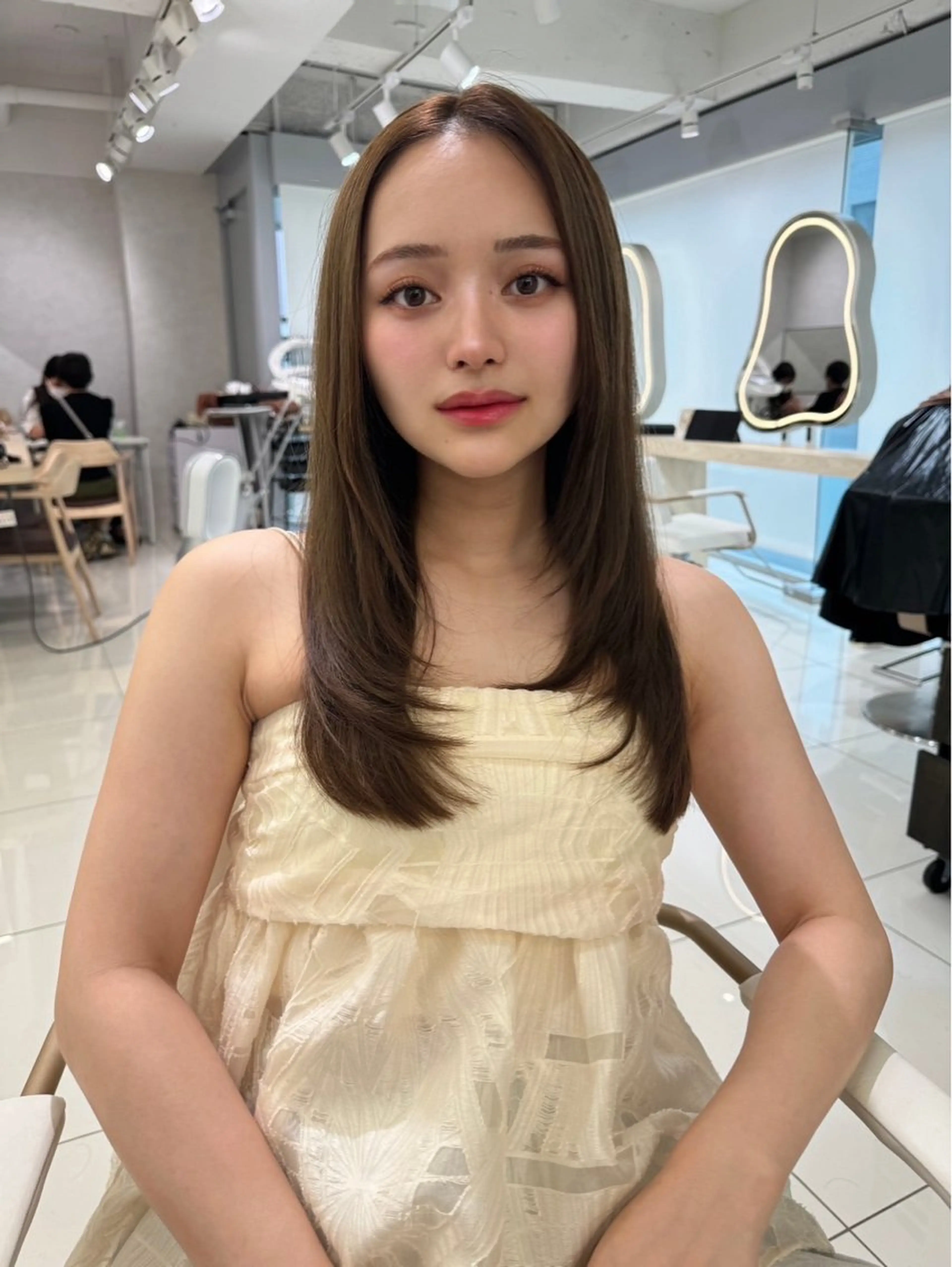 ロング 三鷹で1番ショート ボブをカットする新谷のヘアスタイル