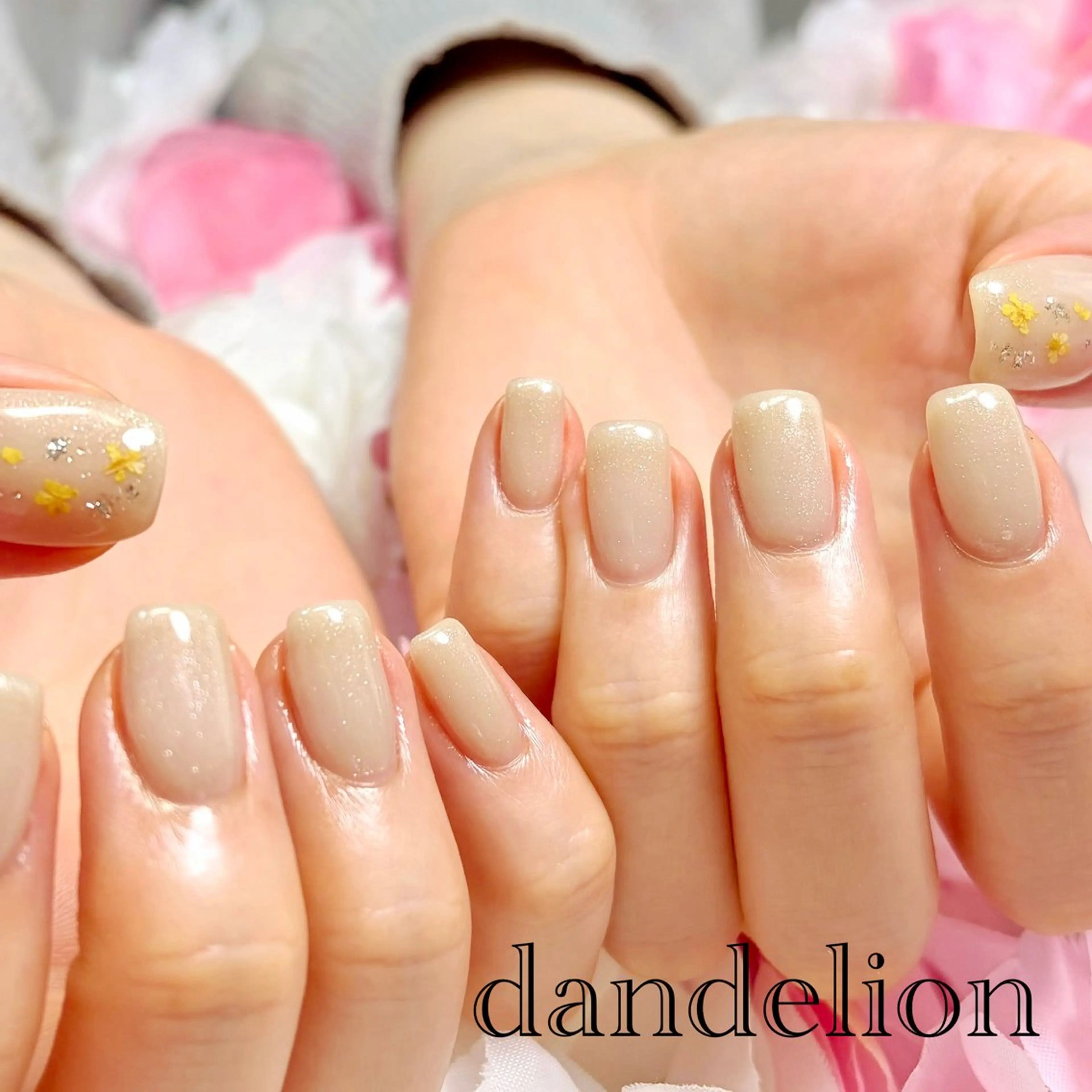 ネイル ハンドネイル ハンドケア dandelion ダンデライオンのネイルデザイン