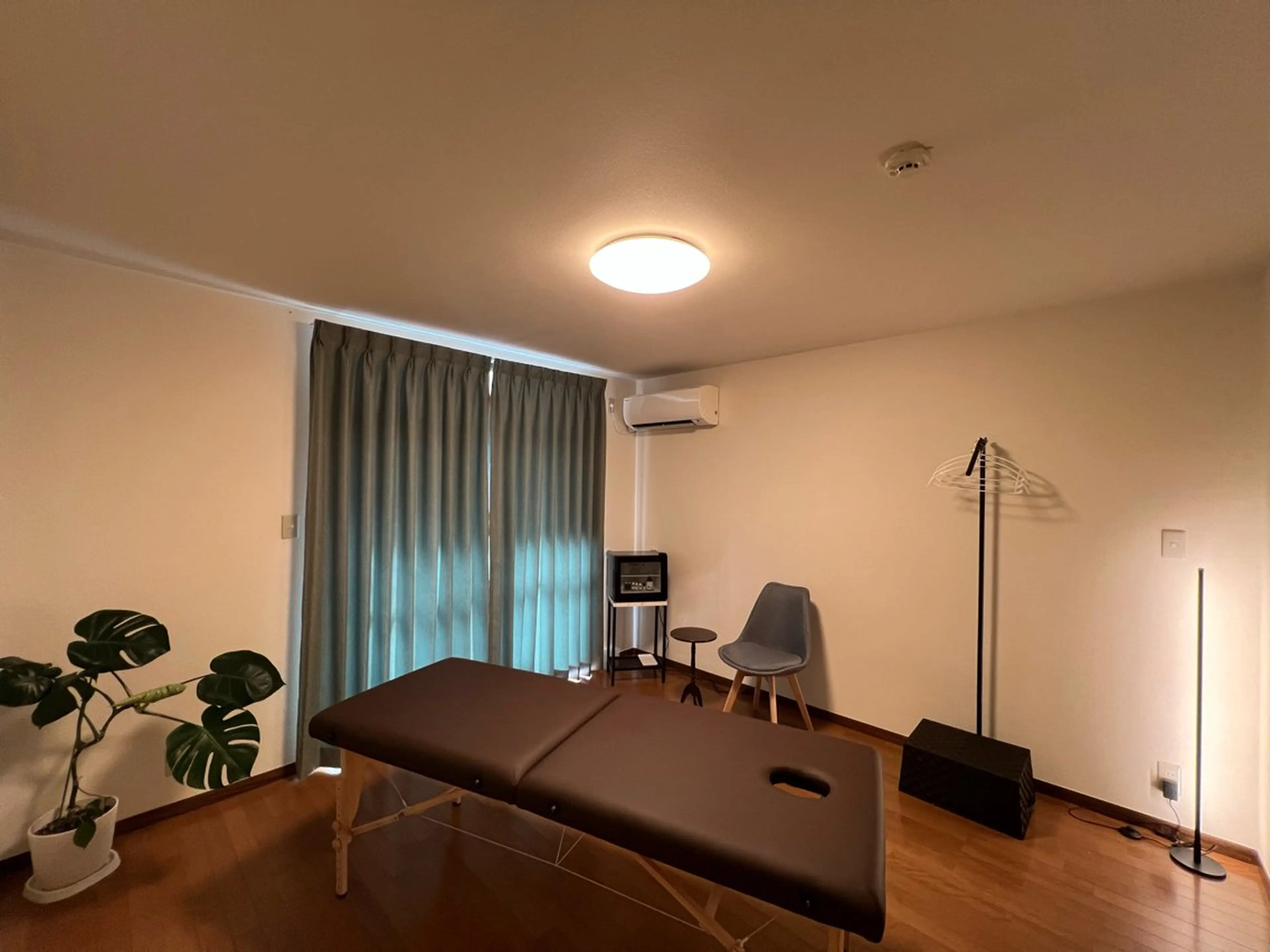 白丸整体マッサージ所属・白丸 花子のエステ・リラクイメージ