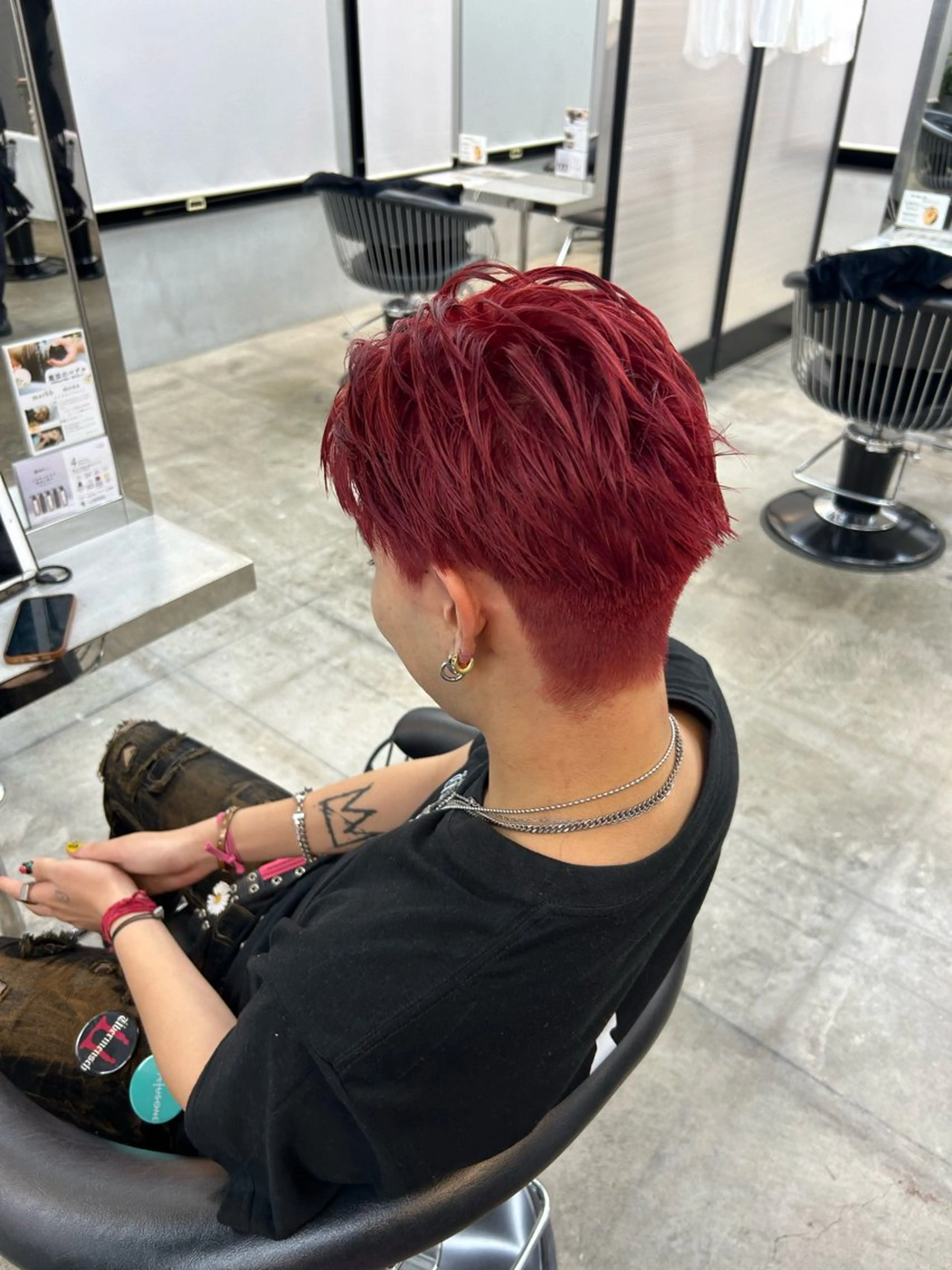 カラー メンズ 鈴木 杏奈のヘアスタイル