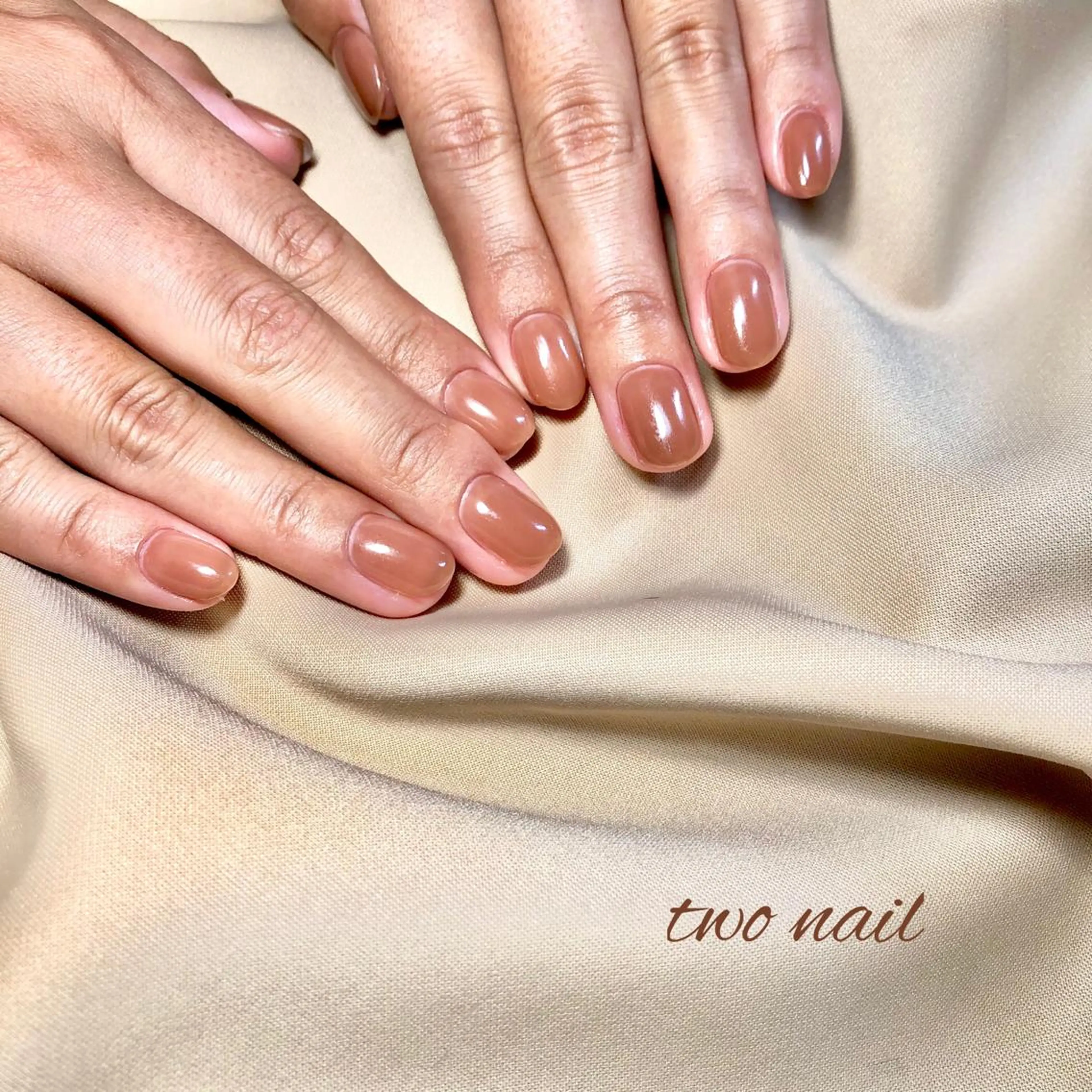 ネイル アートネイル ブラウン フットネイル ハート ニュアンスネイル ハンドネイル two nailのネイルデザイン