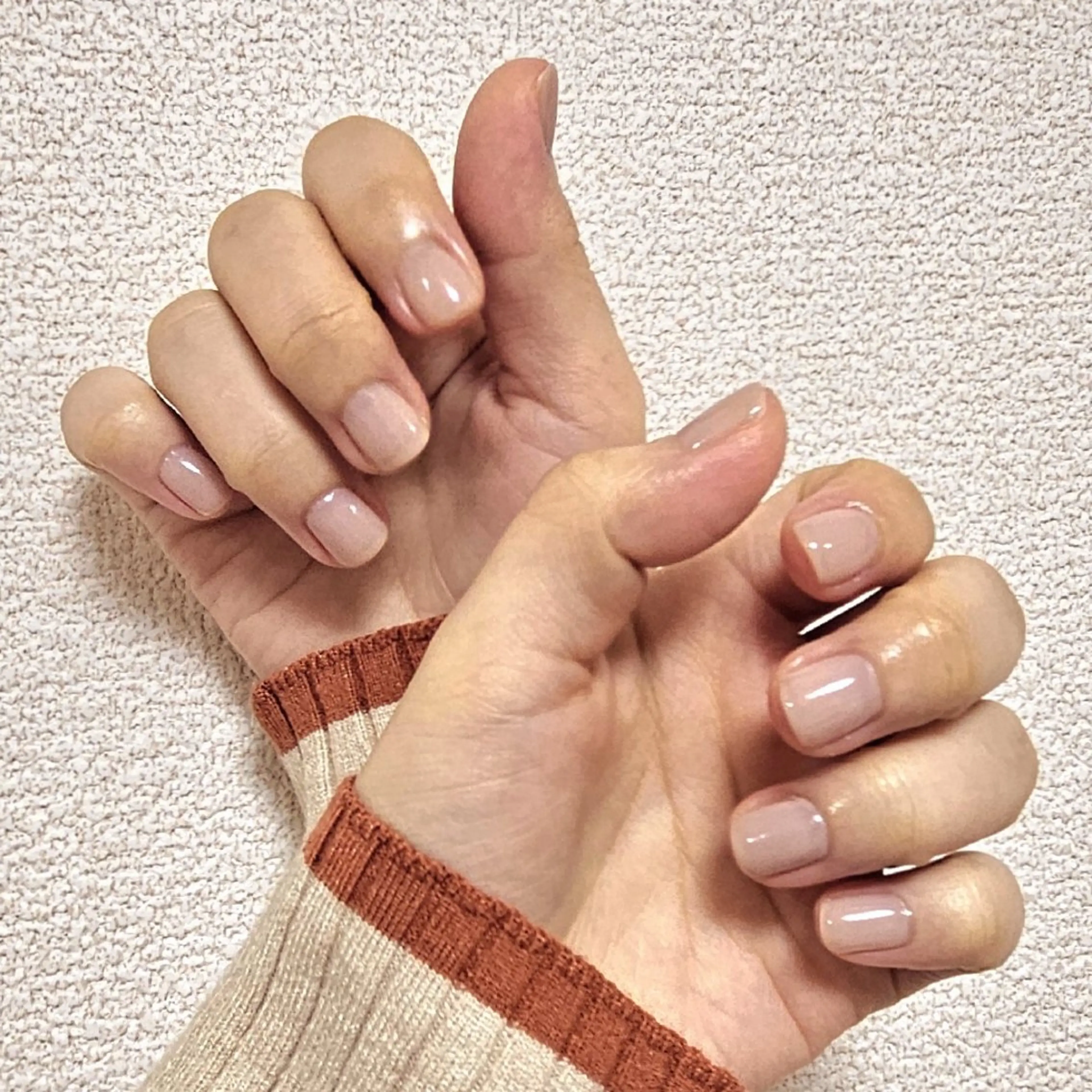 ネイル ハンドネイル WALNUT くるみの眉毛・アイブロウイメージ