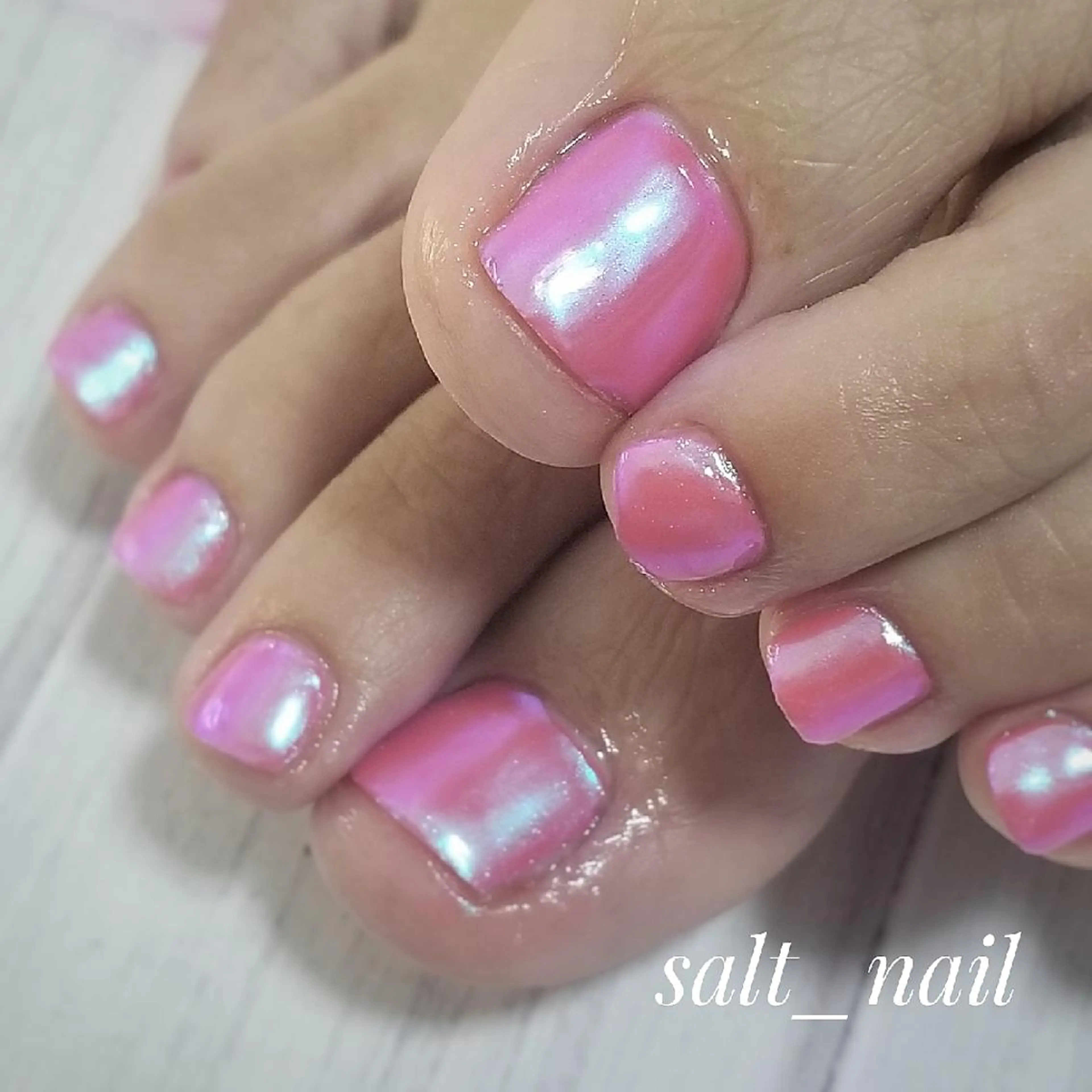 ネイル オーロラネイル ピンク 個人サロン saltnailのネイルデザイン