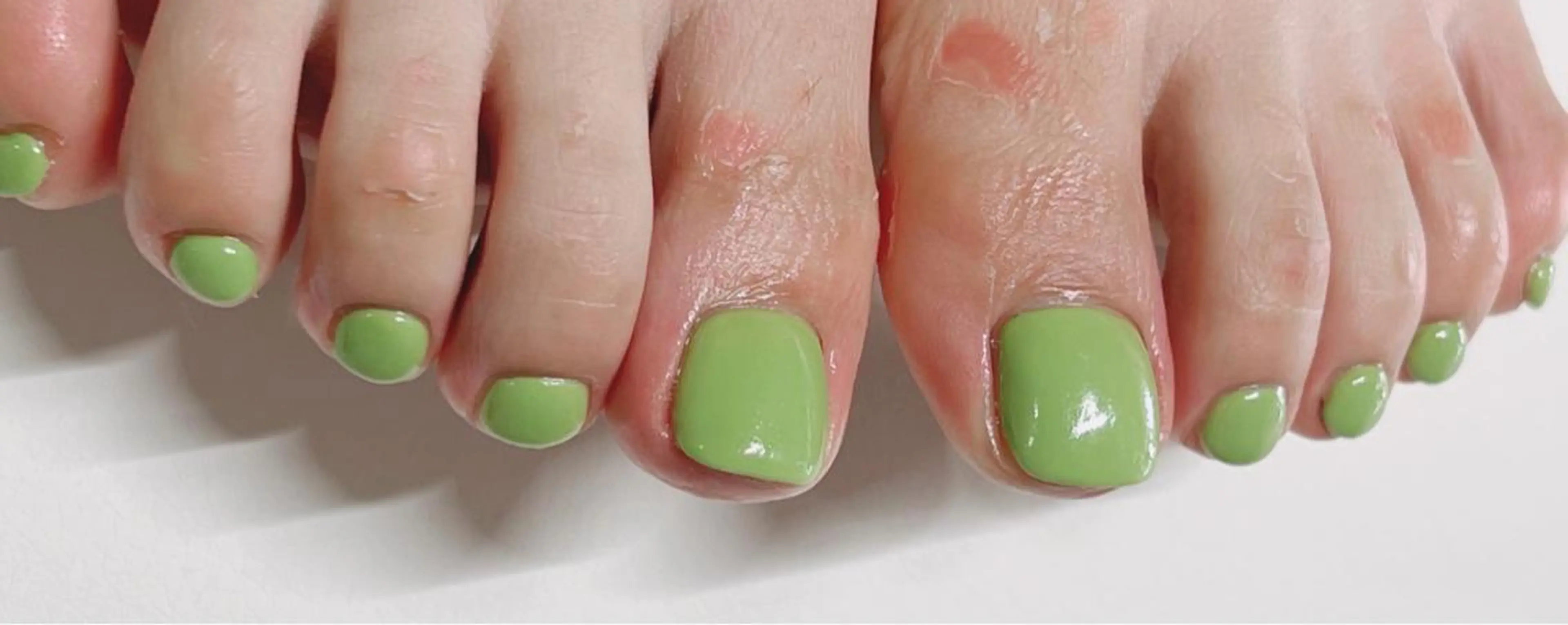 ネイル フットネイル ワンカラーネイル ハンドネイル lucky nail 歌舞伎町のネイルデザイン