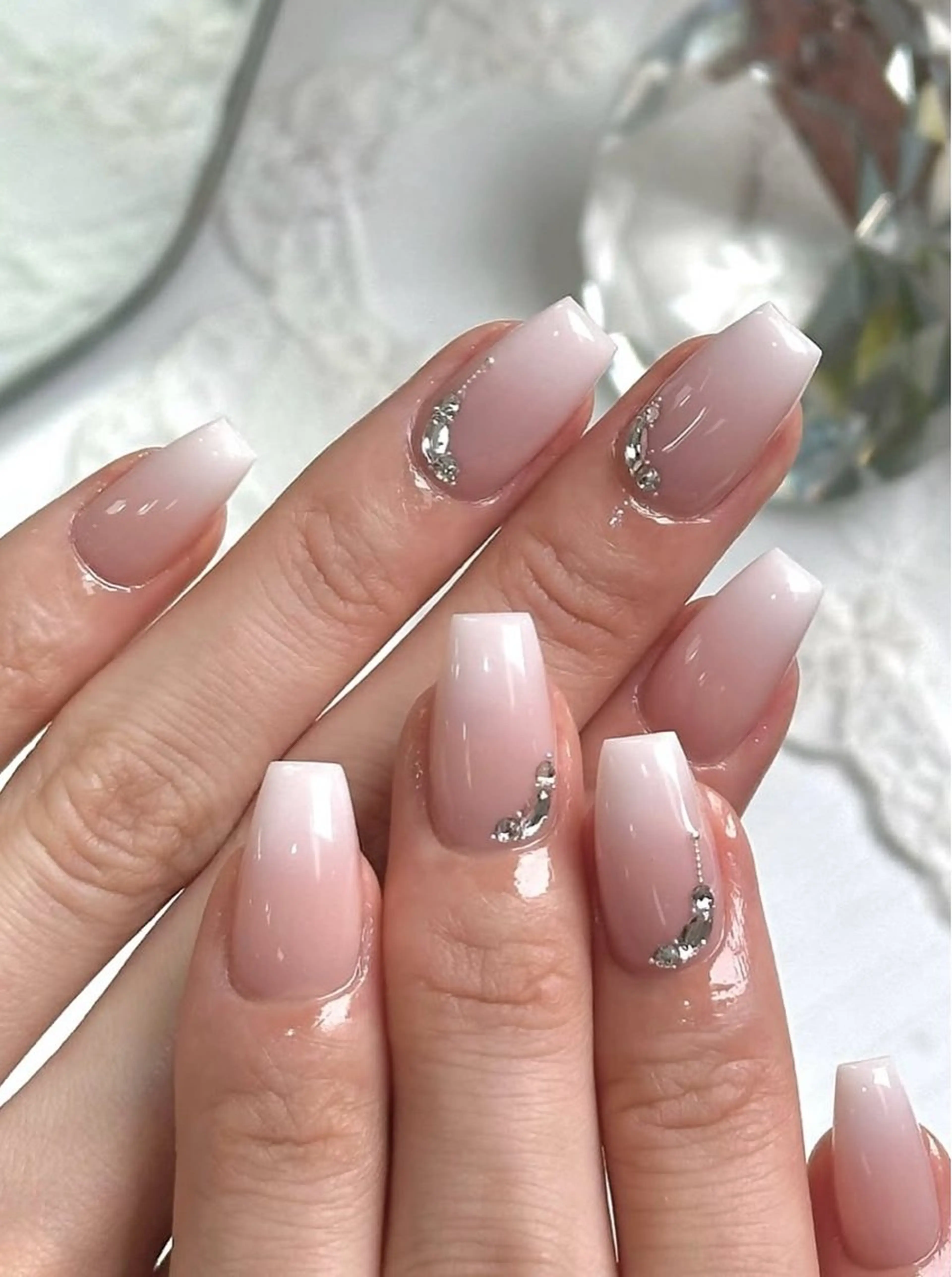 ネイル NailSalon✨ Écrinエクランのネイルデザイン