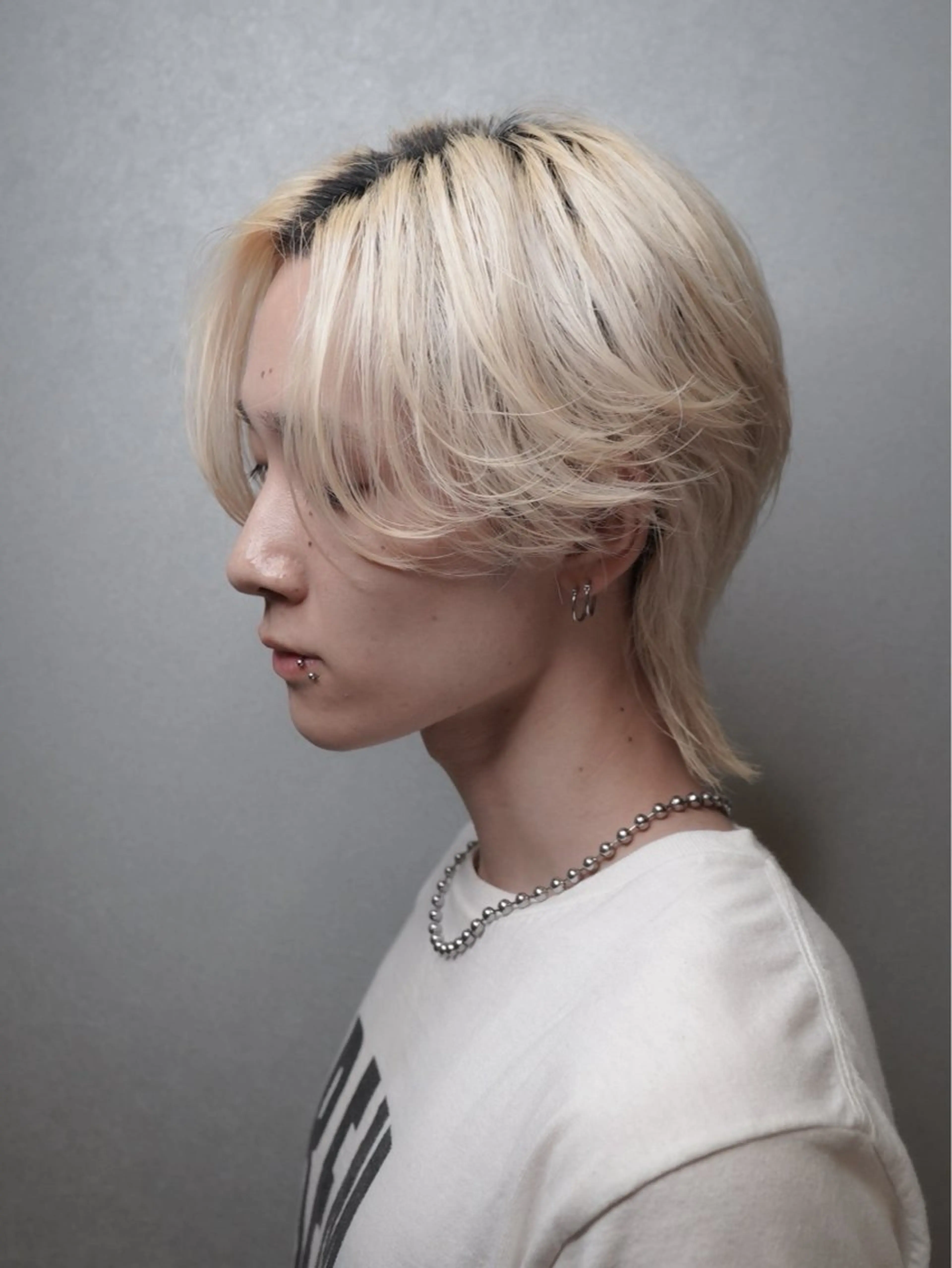 メンズ センターパート カット ヘアカラー 坂口 駿平のヘアスタイル