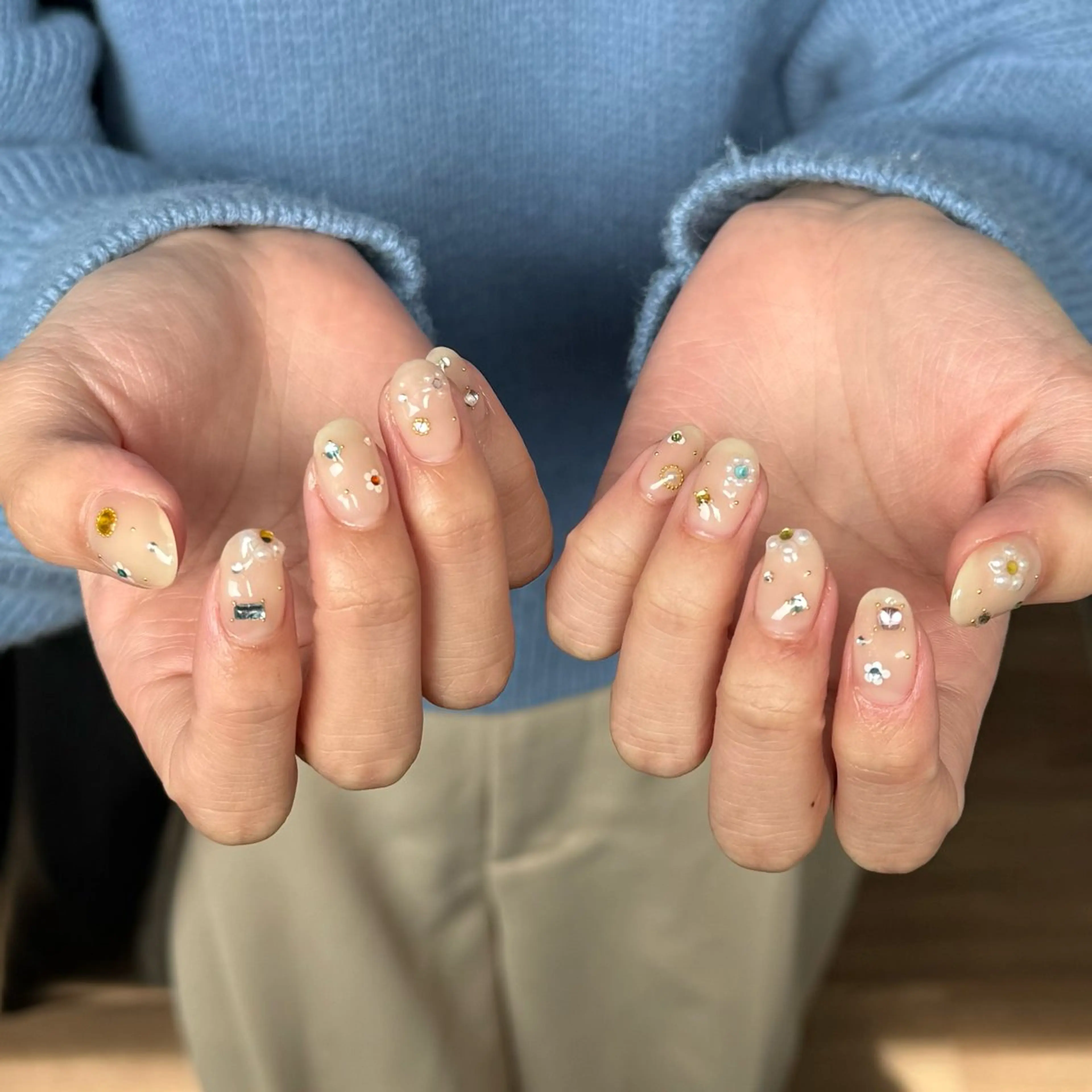 ネイル ハンドネイル AZ Nail aoiのネイルデザイン