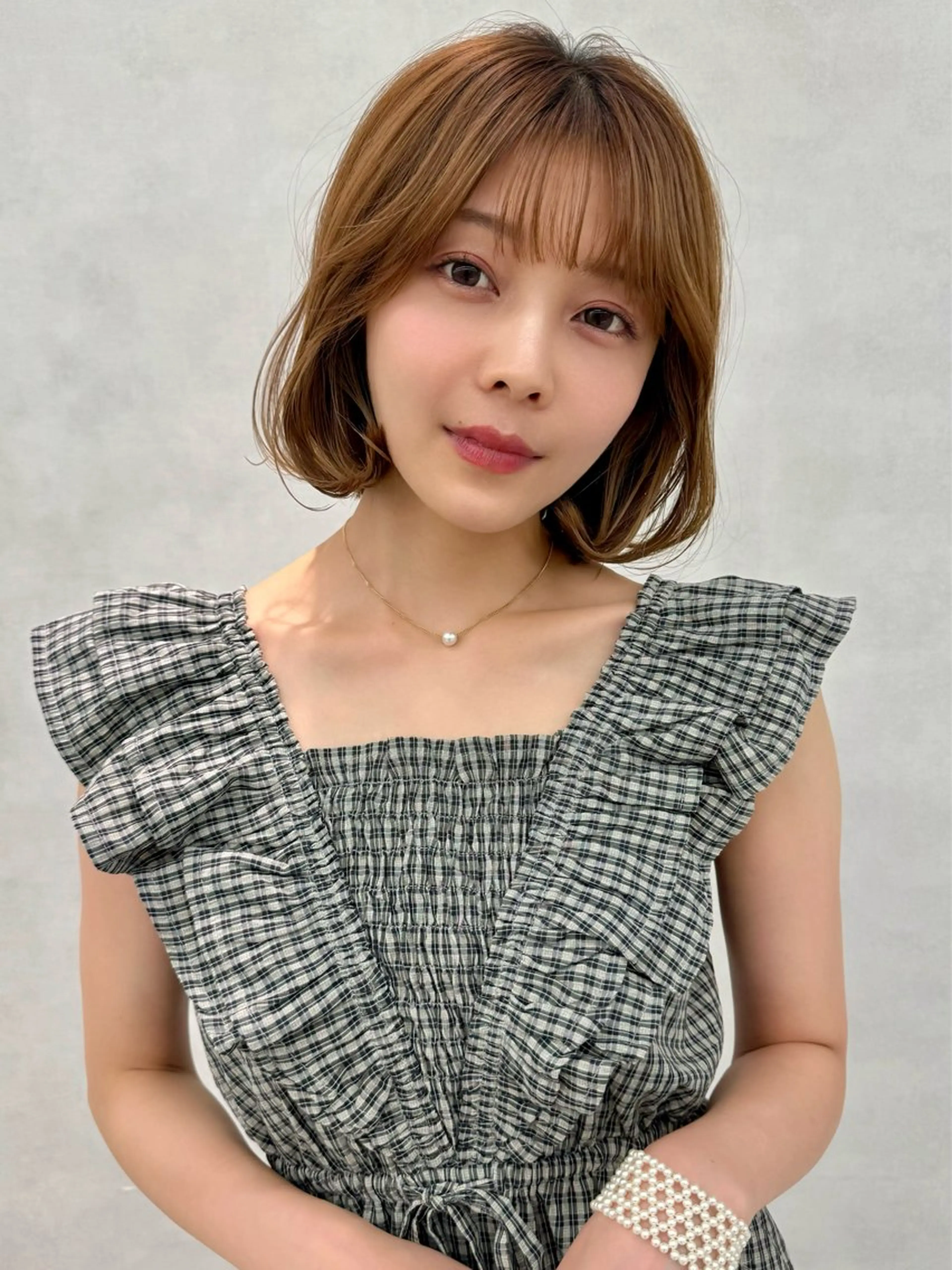 ミディアム 三鷹で1番ショート ボブをカットする新谷のヘアスタイル